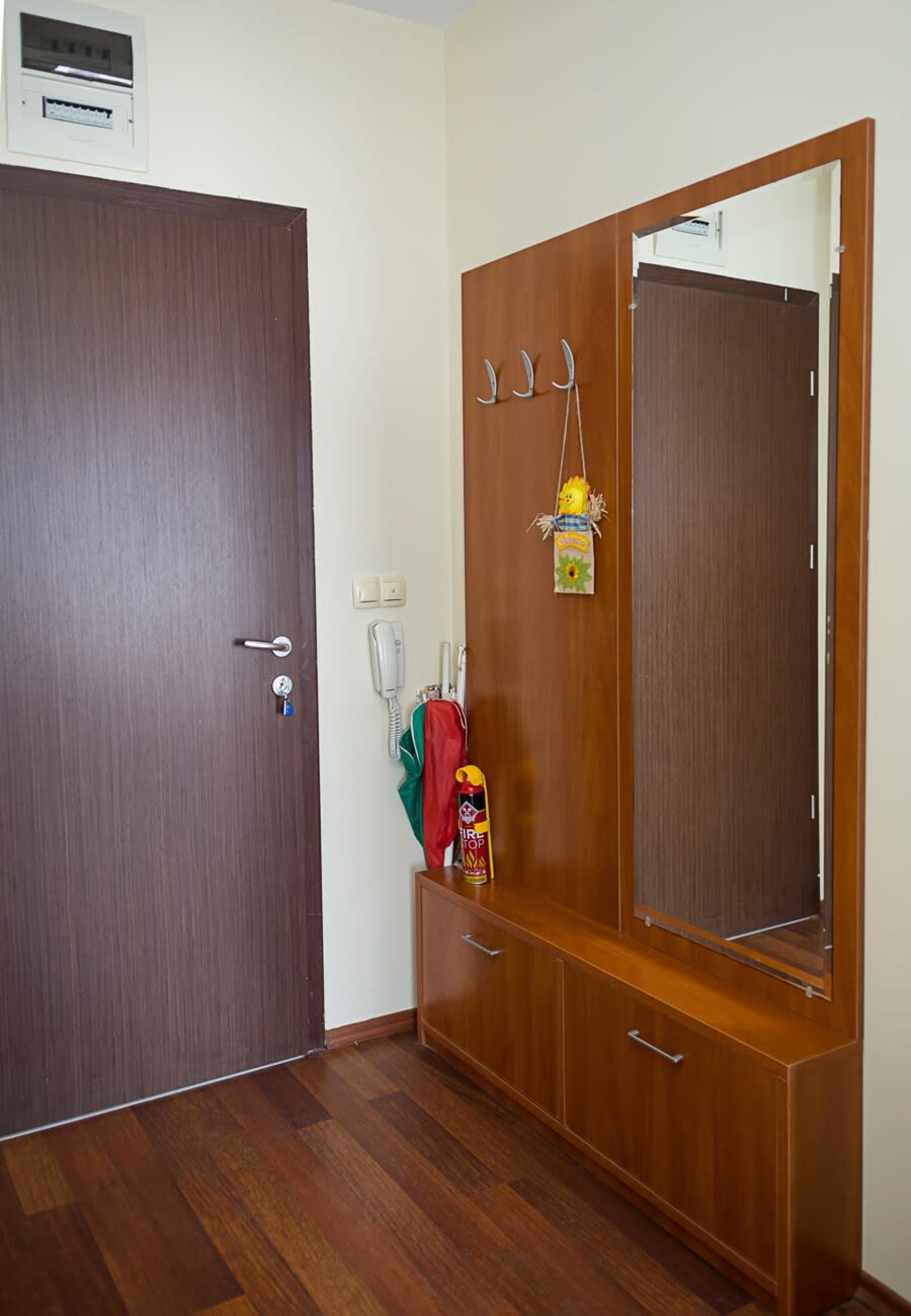 Scoutaround White Logo