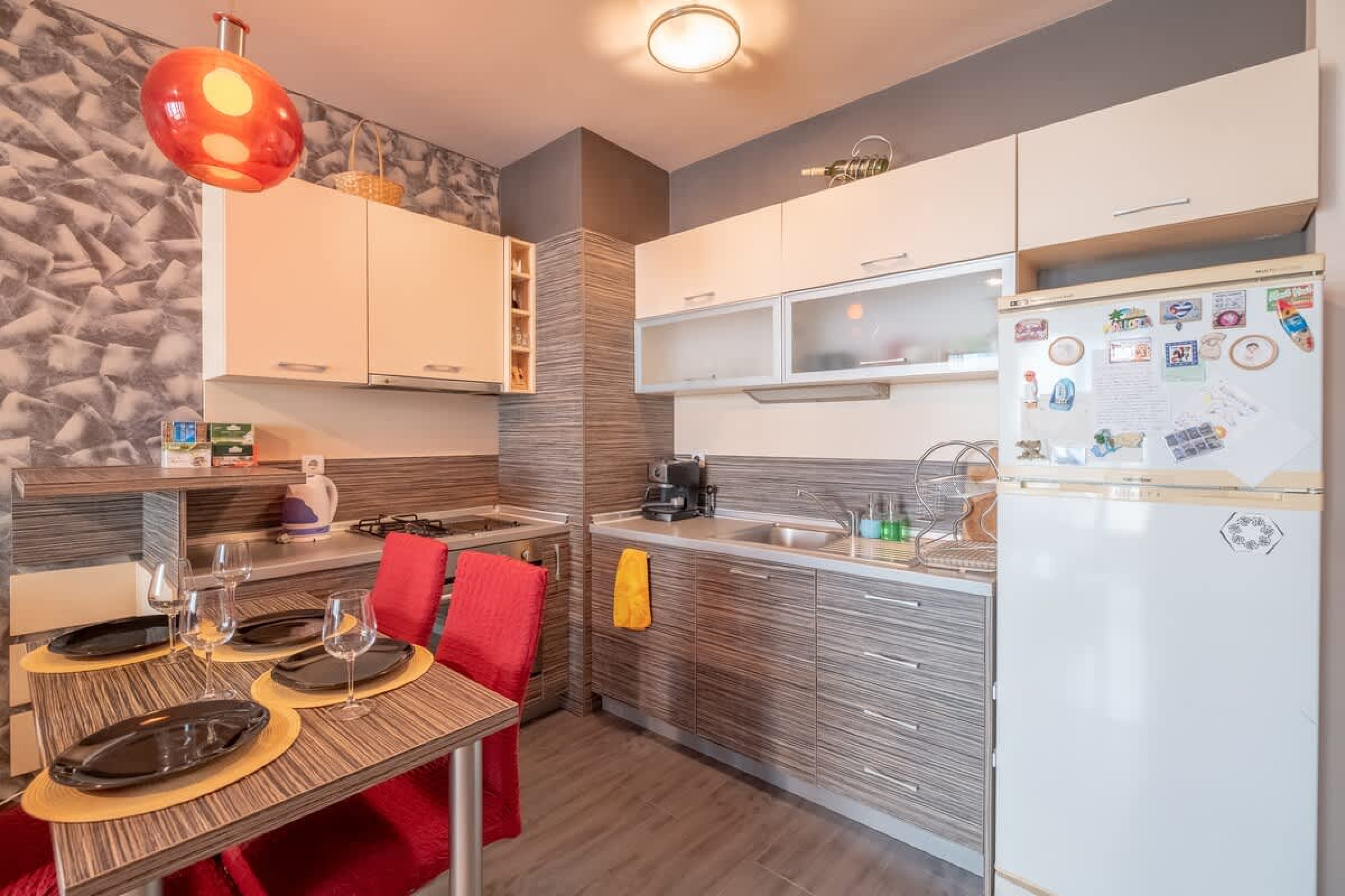 Modern Apartment | Top Location - Photo 10