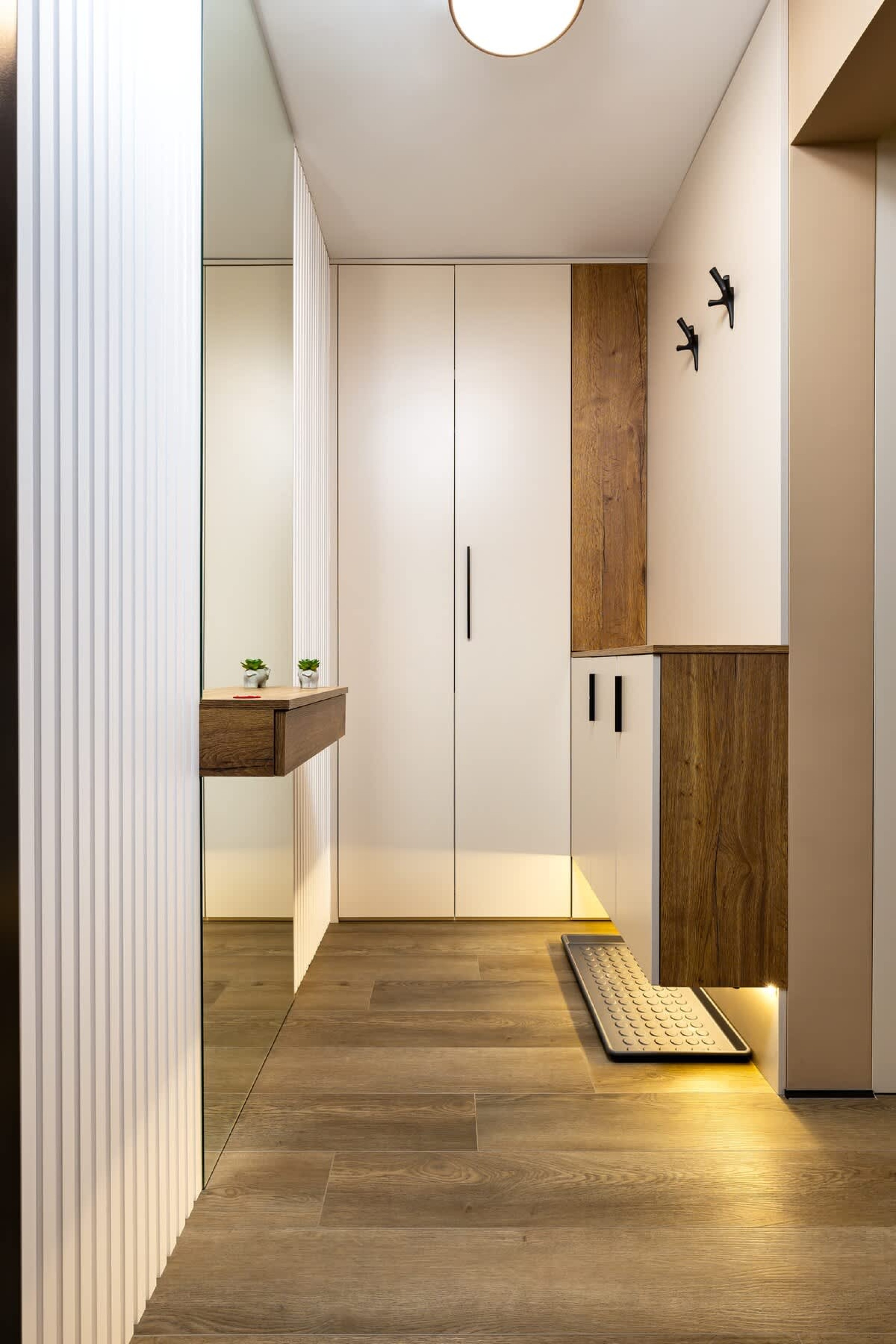 Stylish 1BD with Desk in Karshiaka - Photo 13