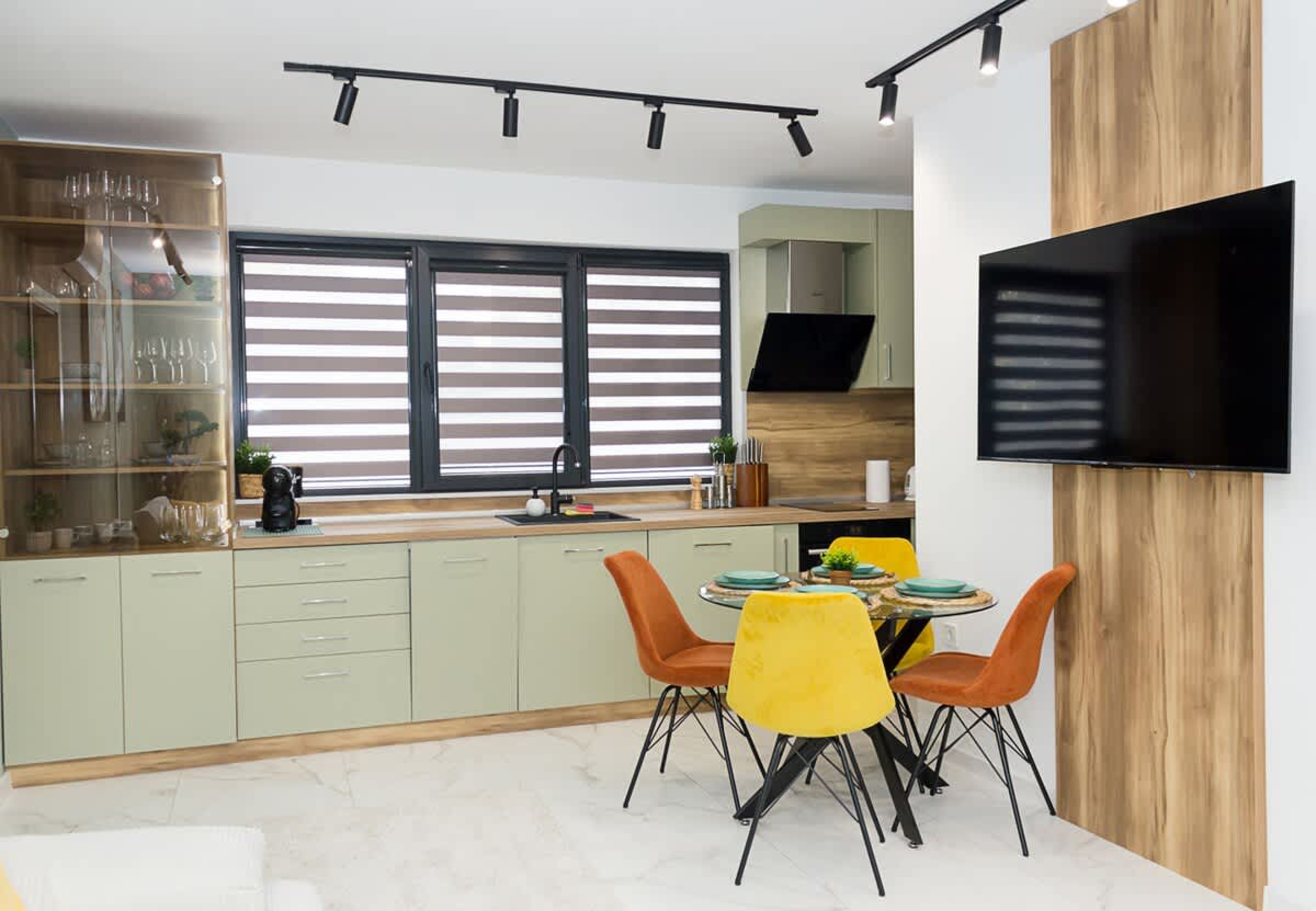 Scoutaround White Logo