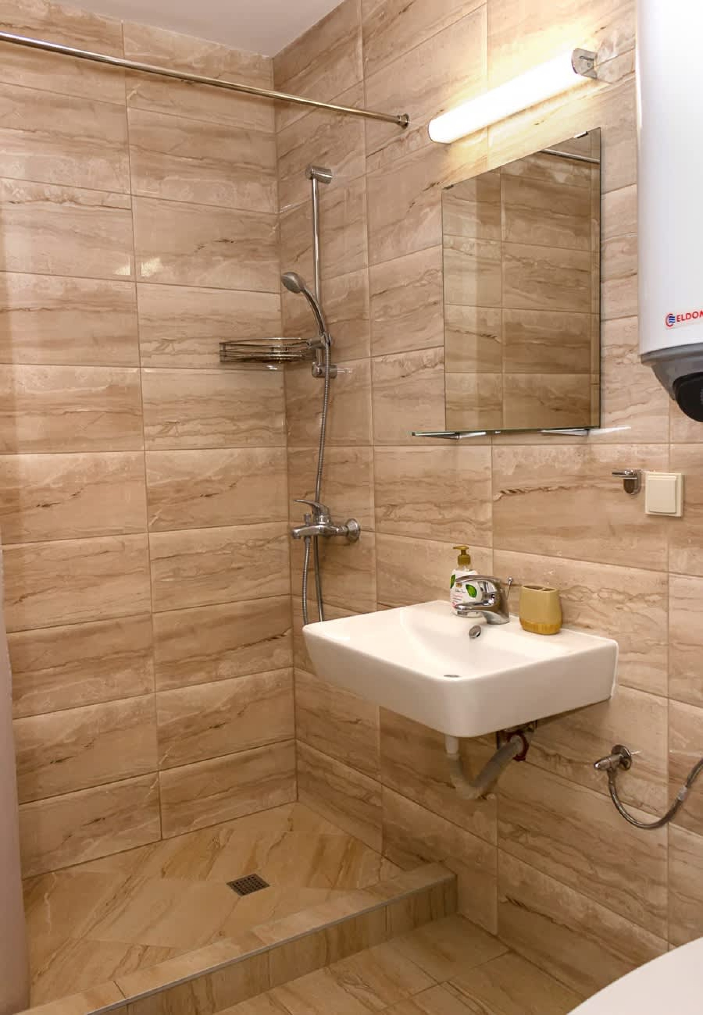 Scoutaround White Logo