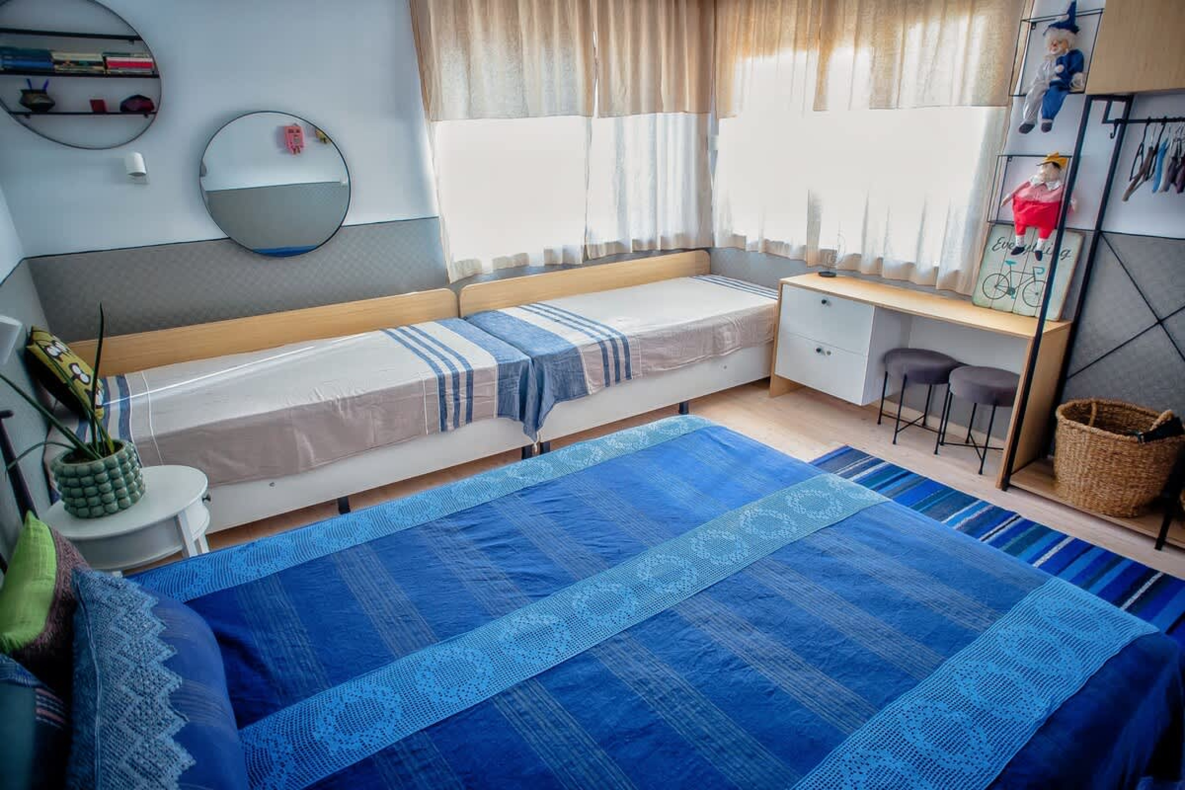 Scoutaround White Logo