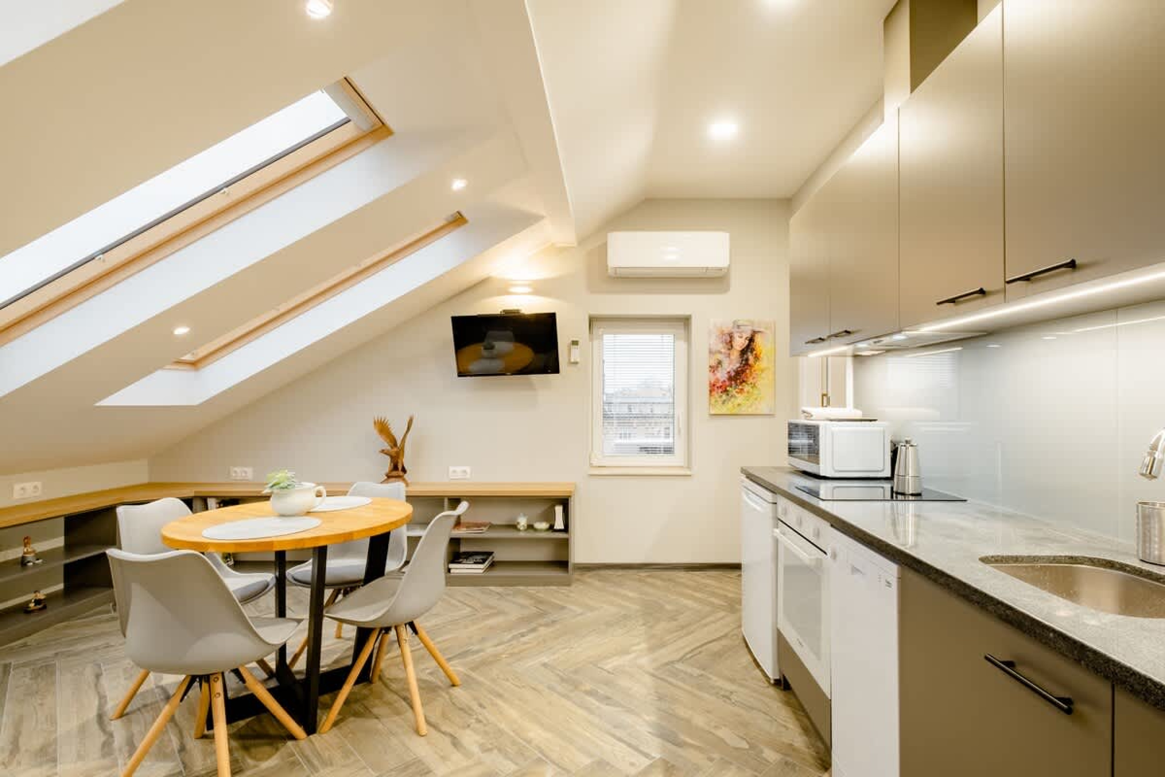 Lofty - 1 bedroom apartment in the heart of Sofia - Photo 7