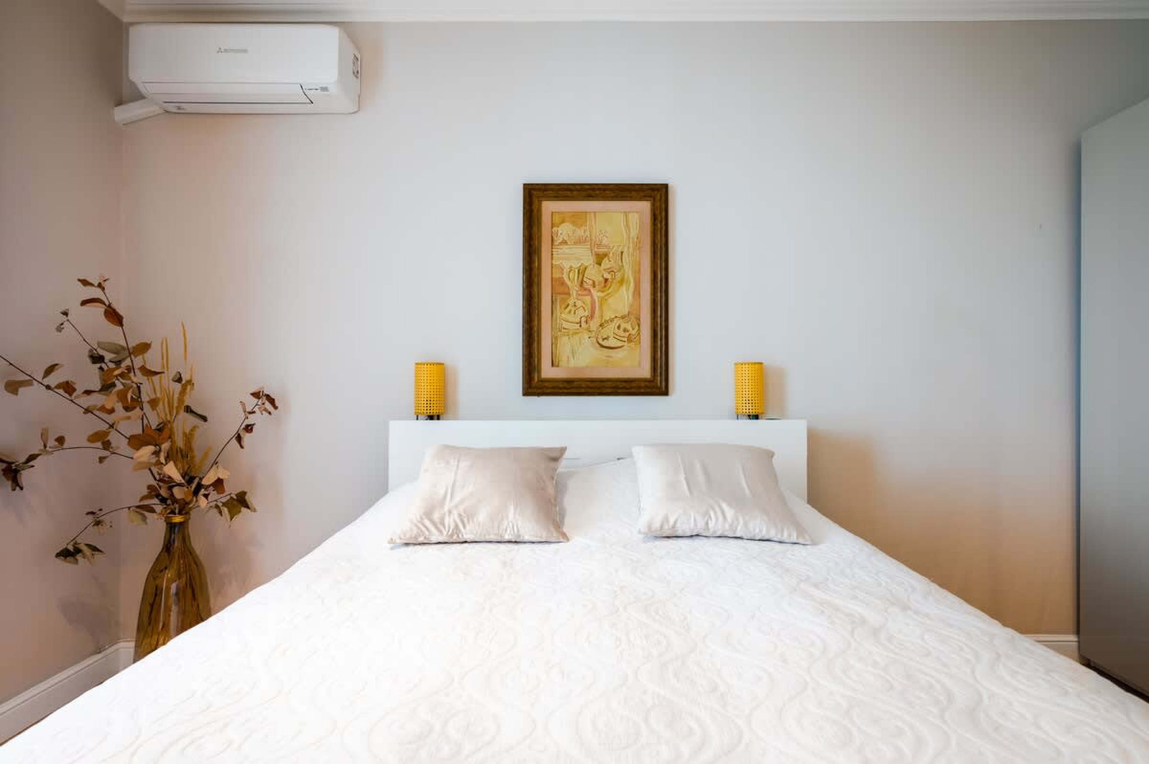 Scoutaround White Logo