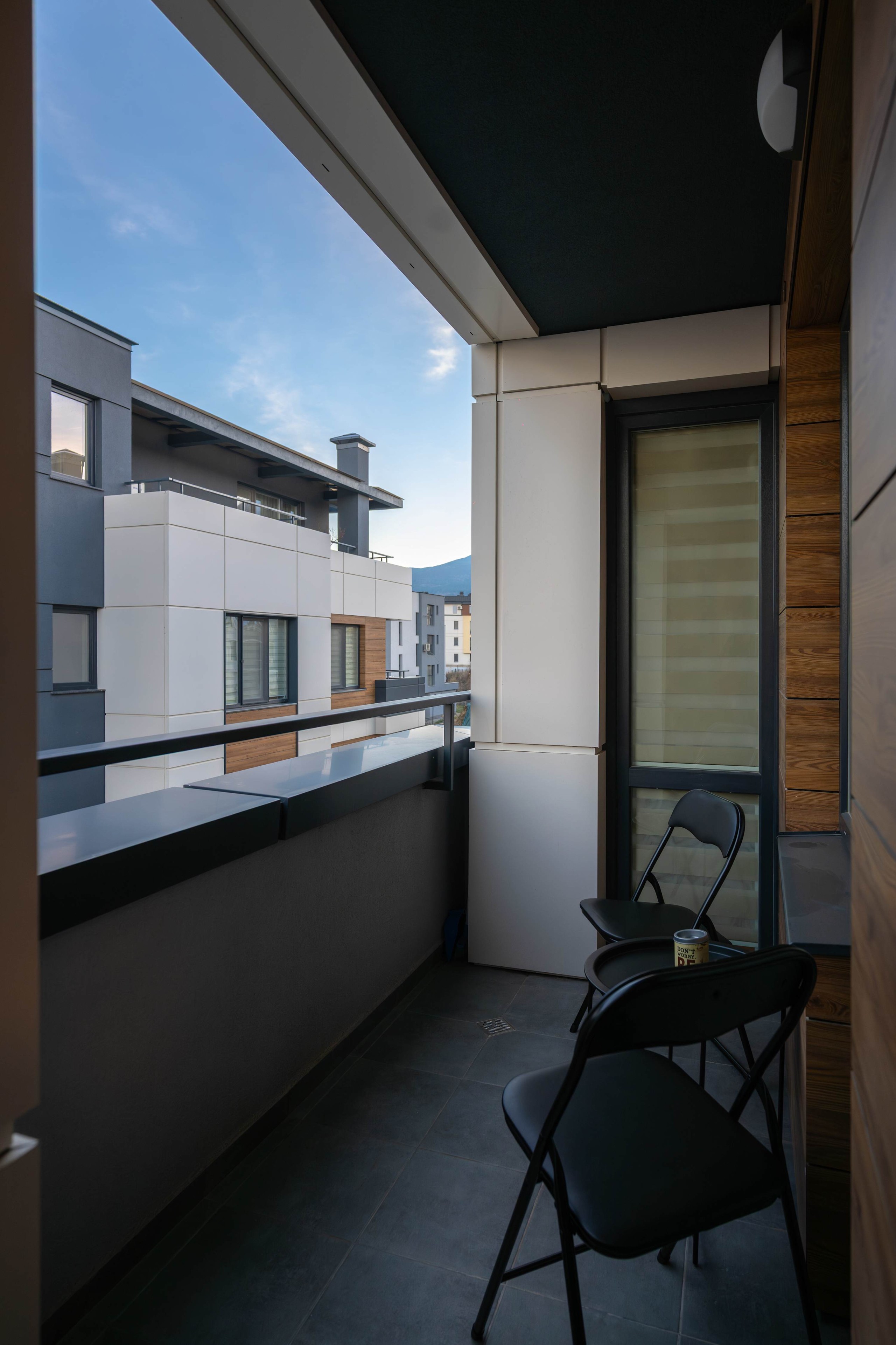 Scoutaround White Logo