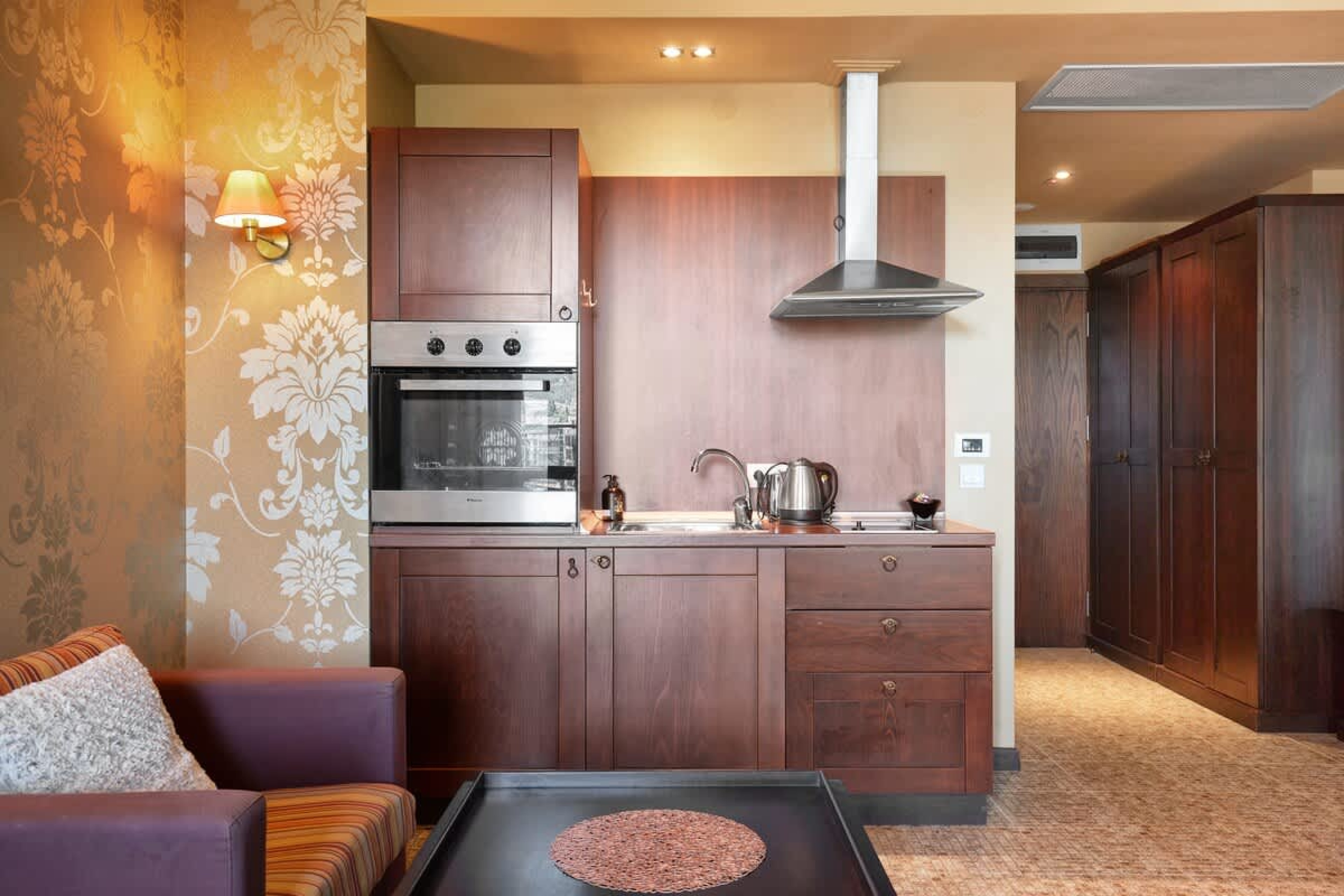 Scoutaround White Logo