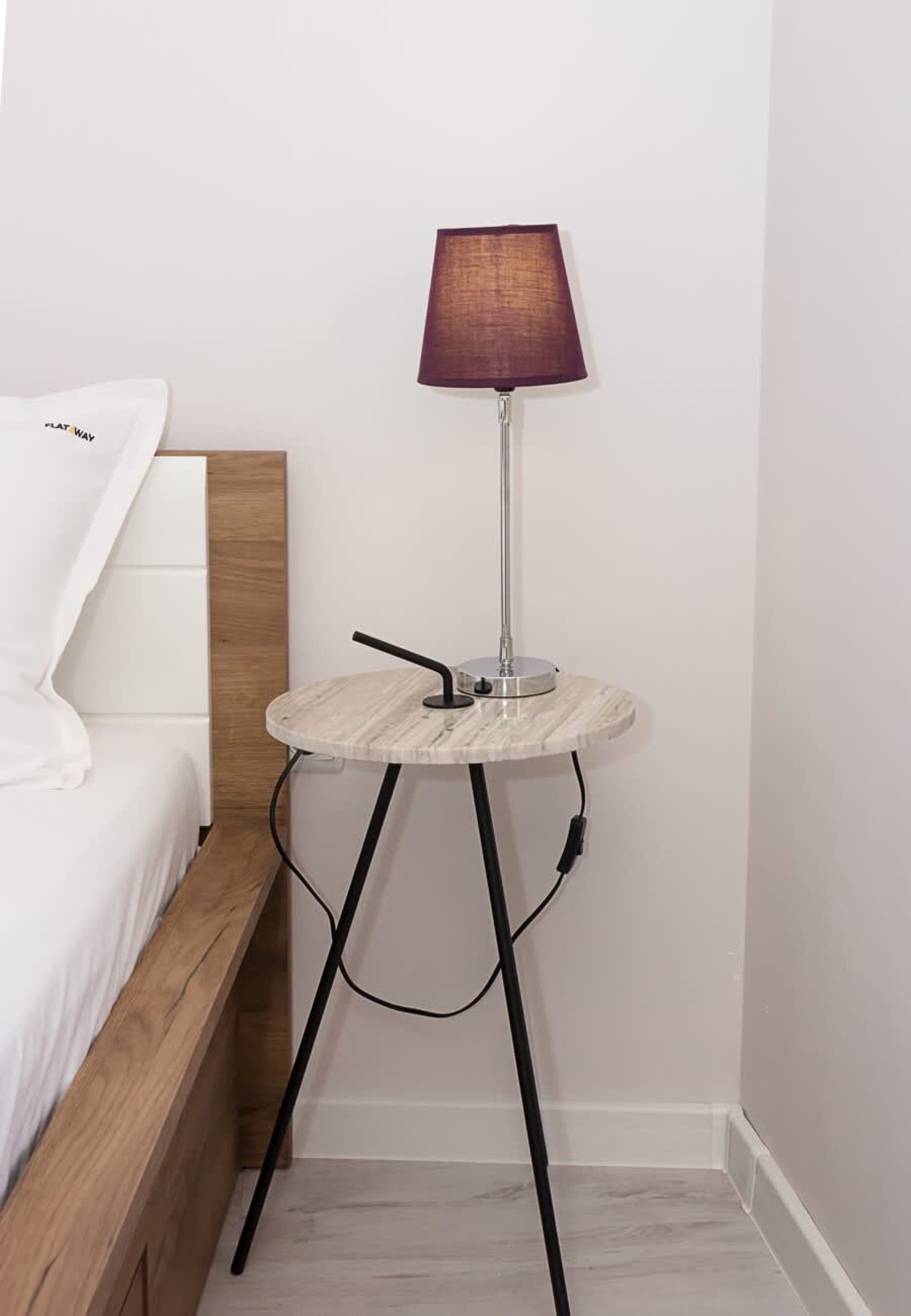 Scoutaround White Logo