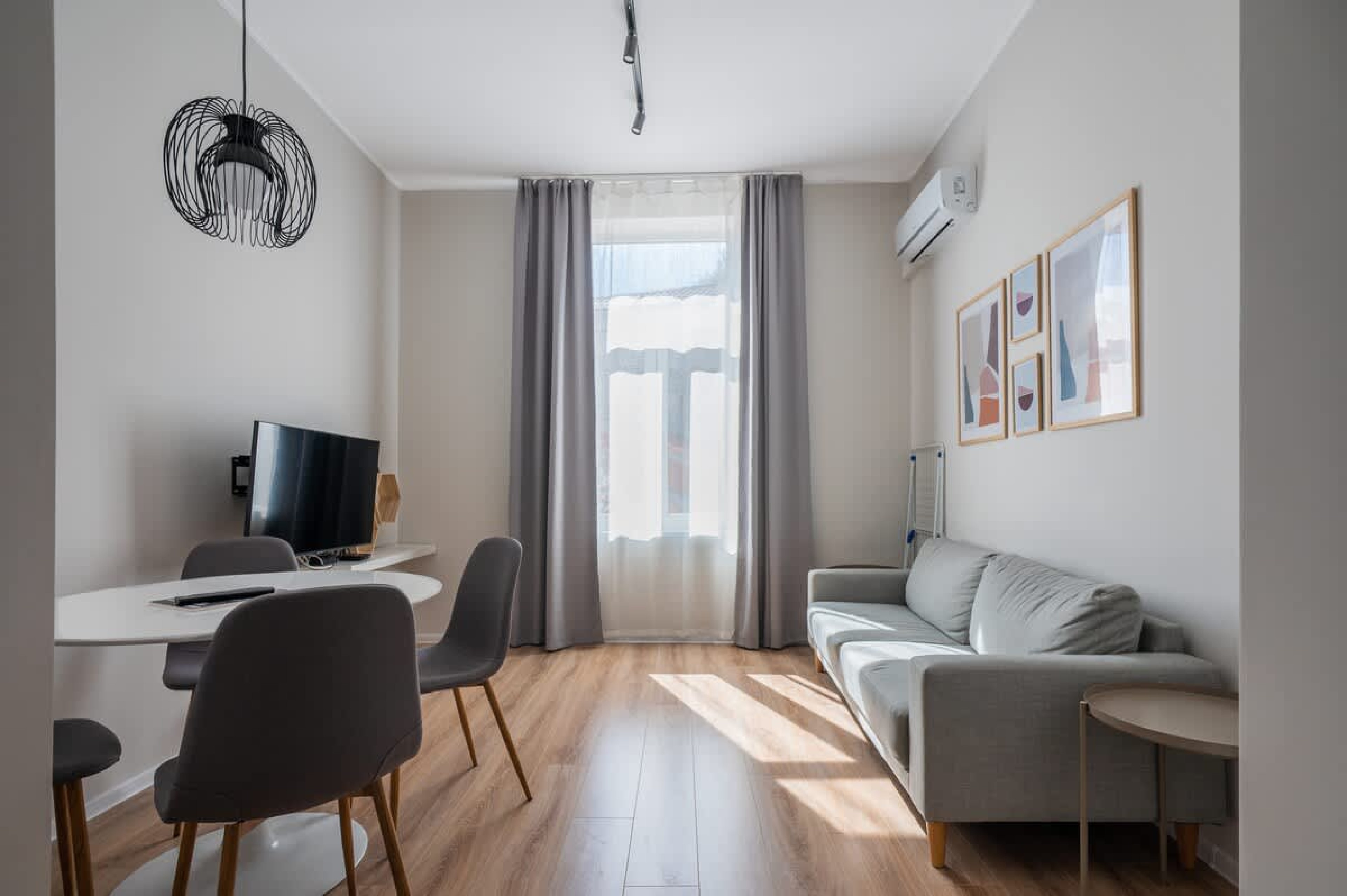 Scoutaround White Logo