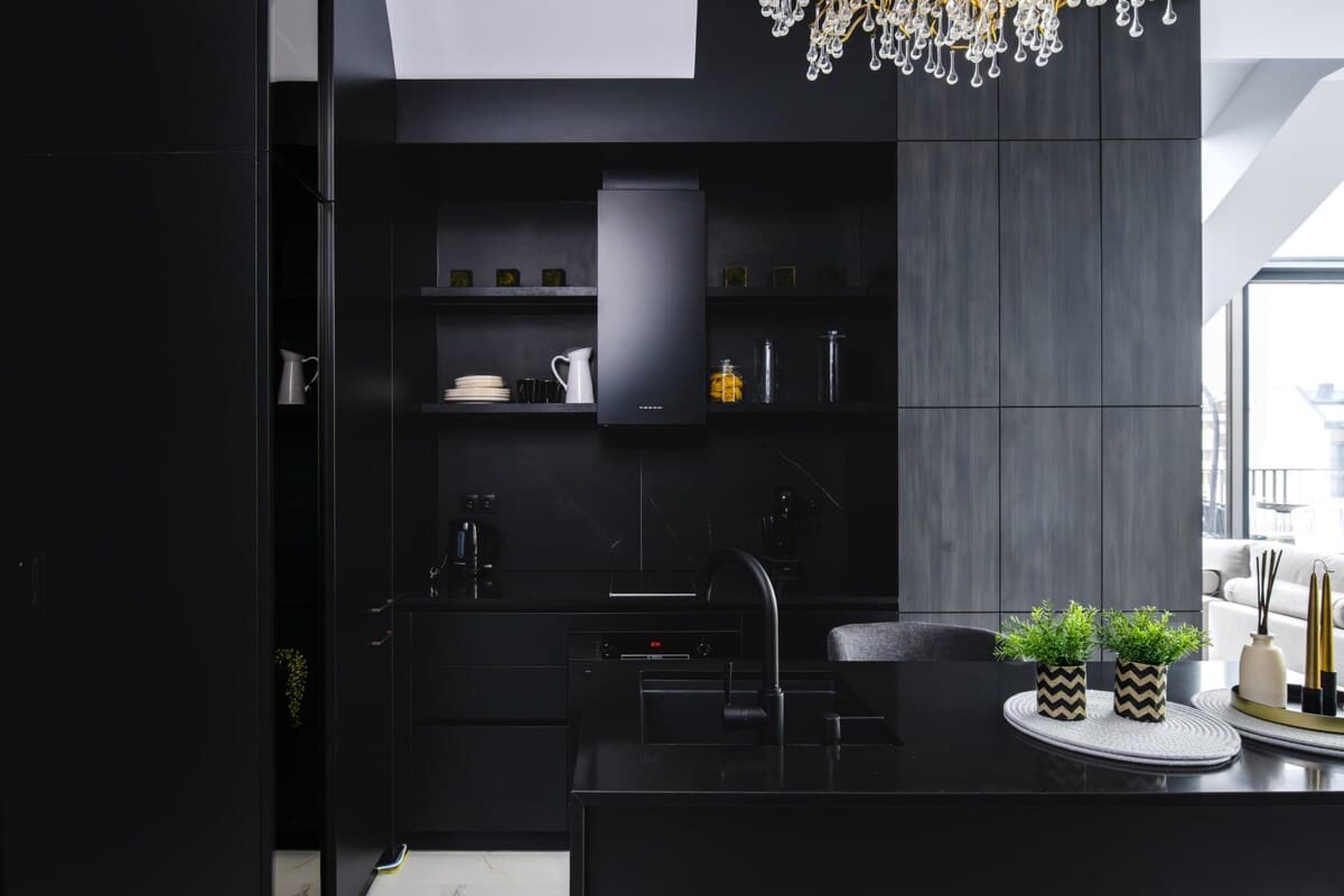 Scoutaround White Logo