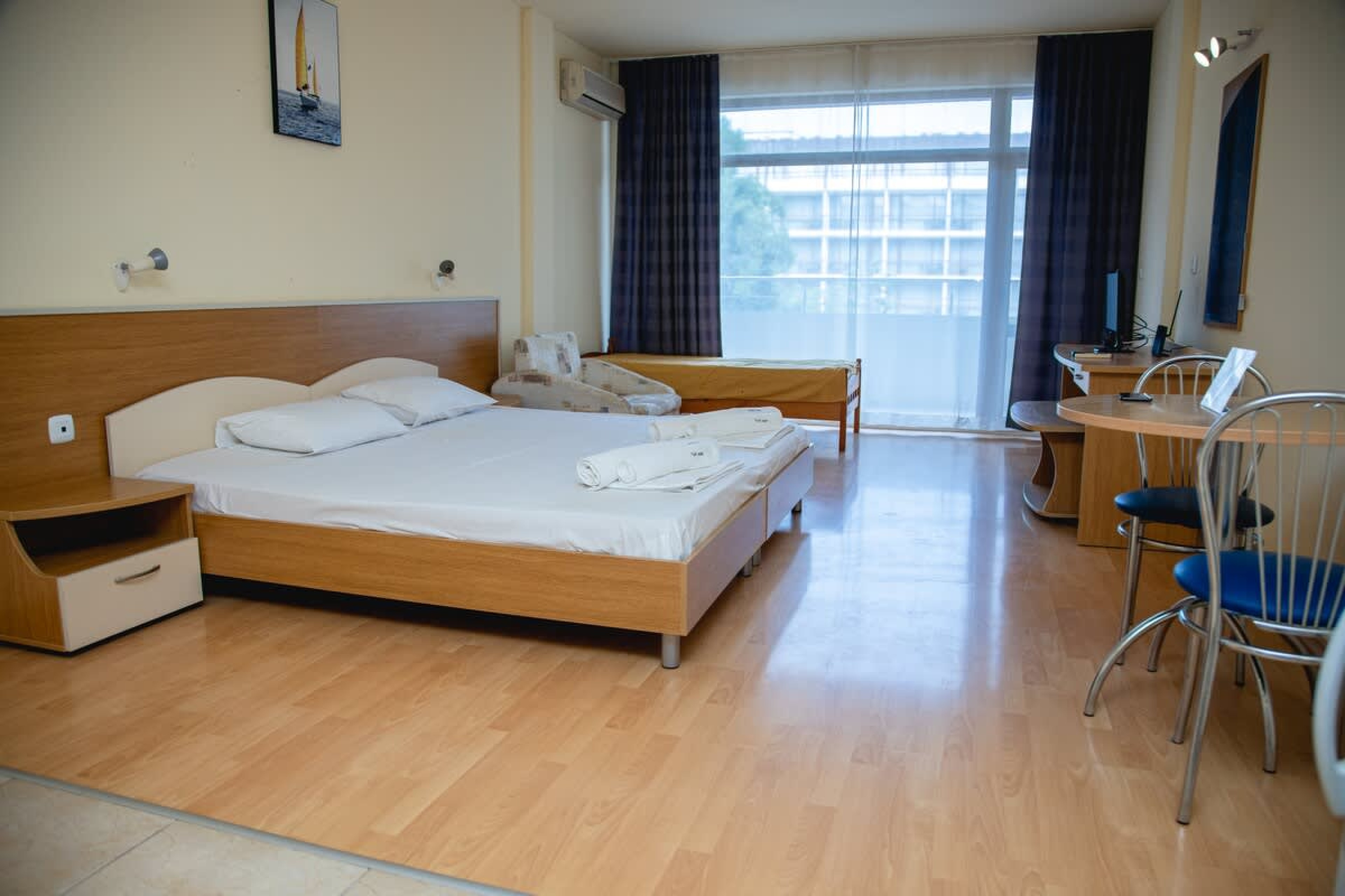 Scoutaround White Logo