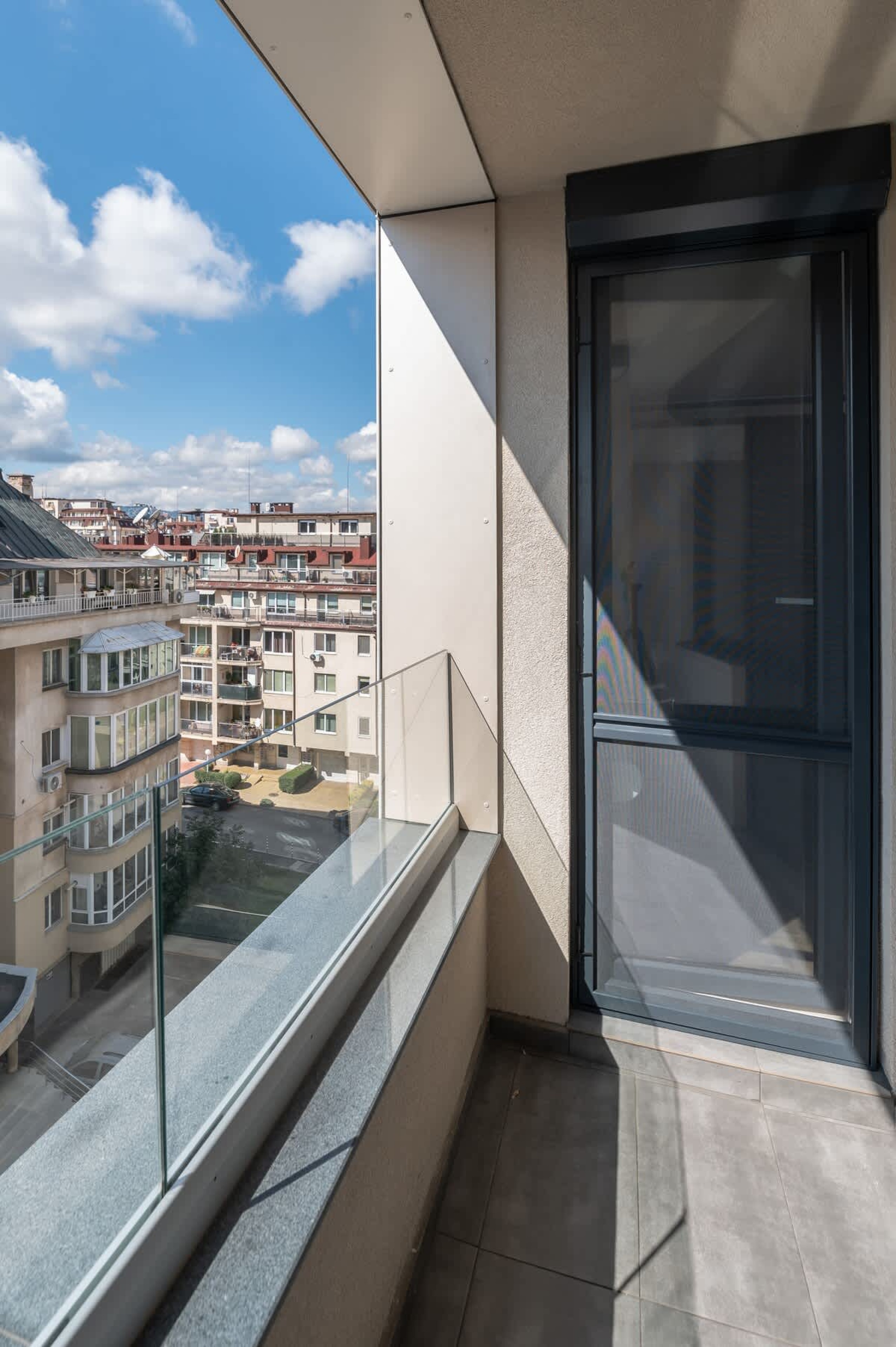 Scoutaround White Logo