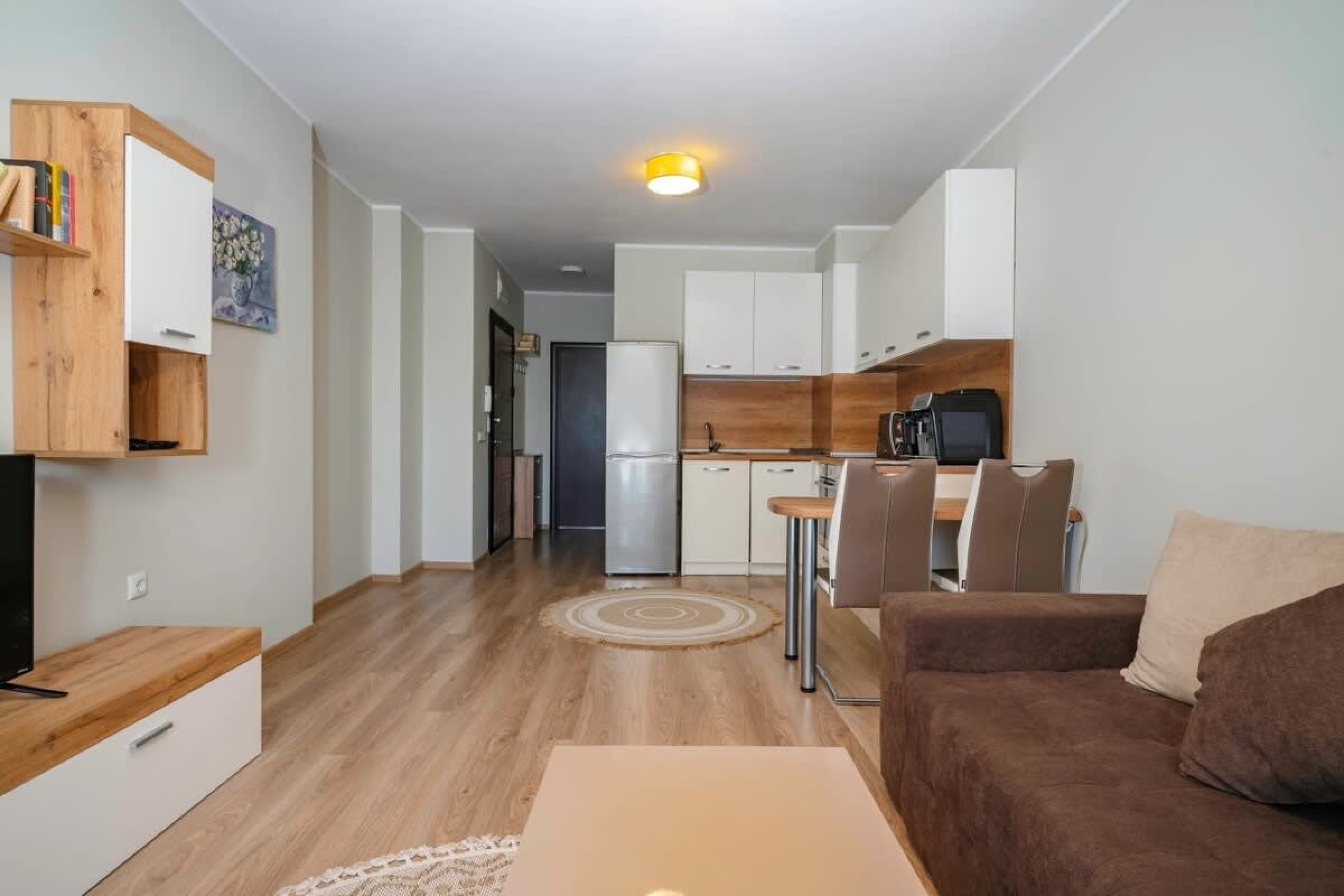 Scoutaround White Logo