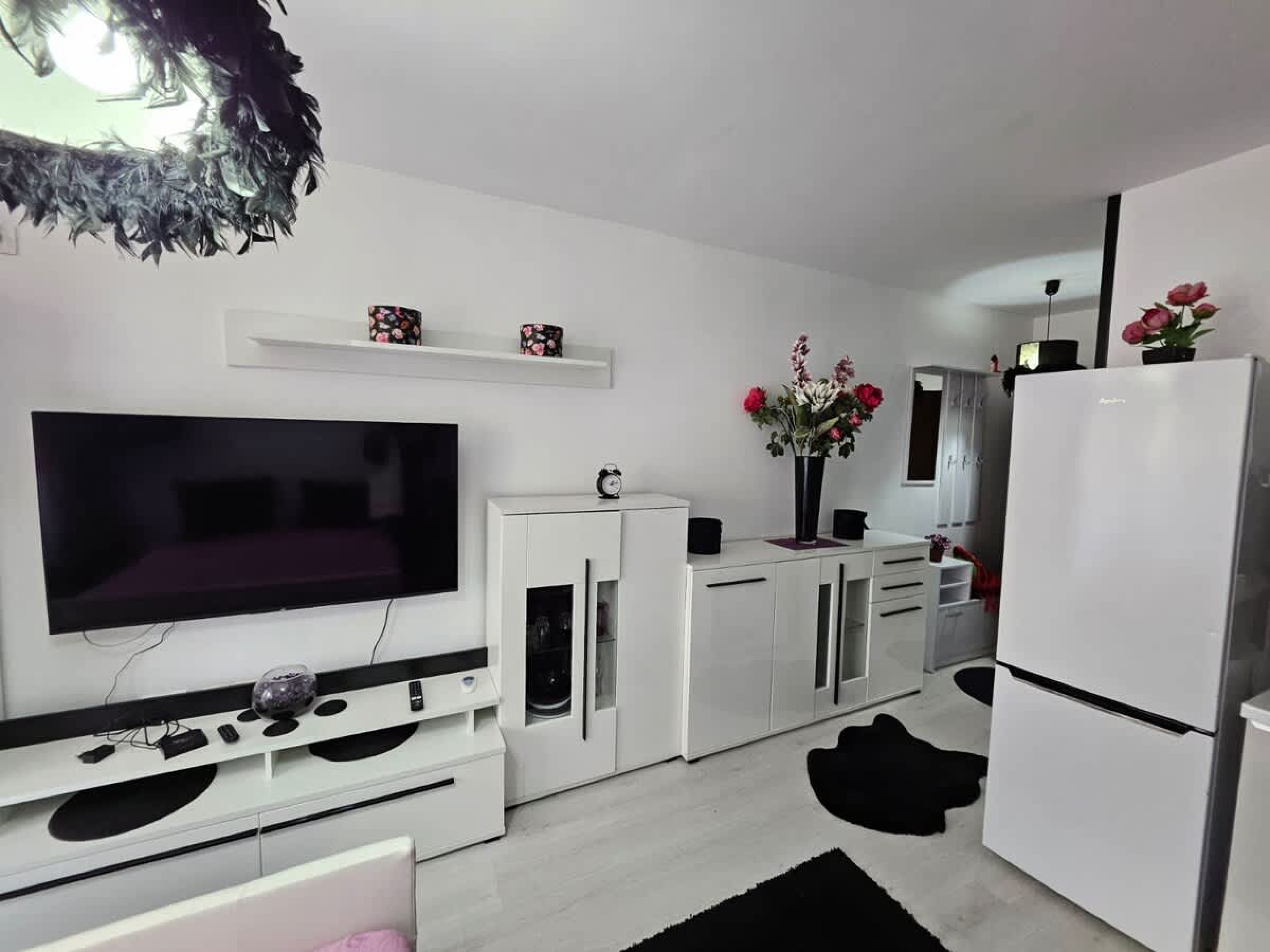 Romantic Sensual Retreat Studio by Flat Manager - Photo 12