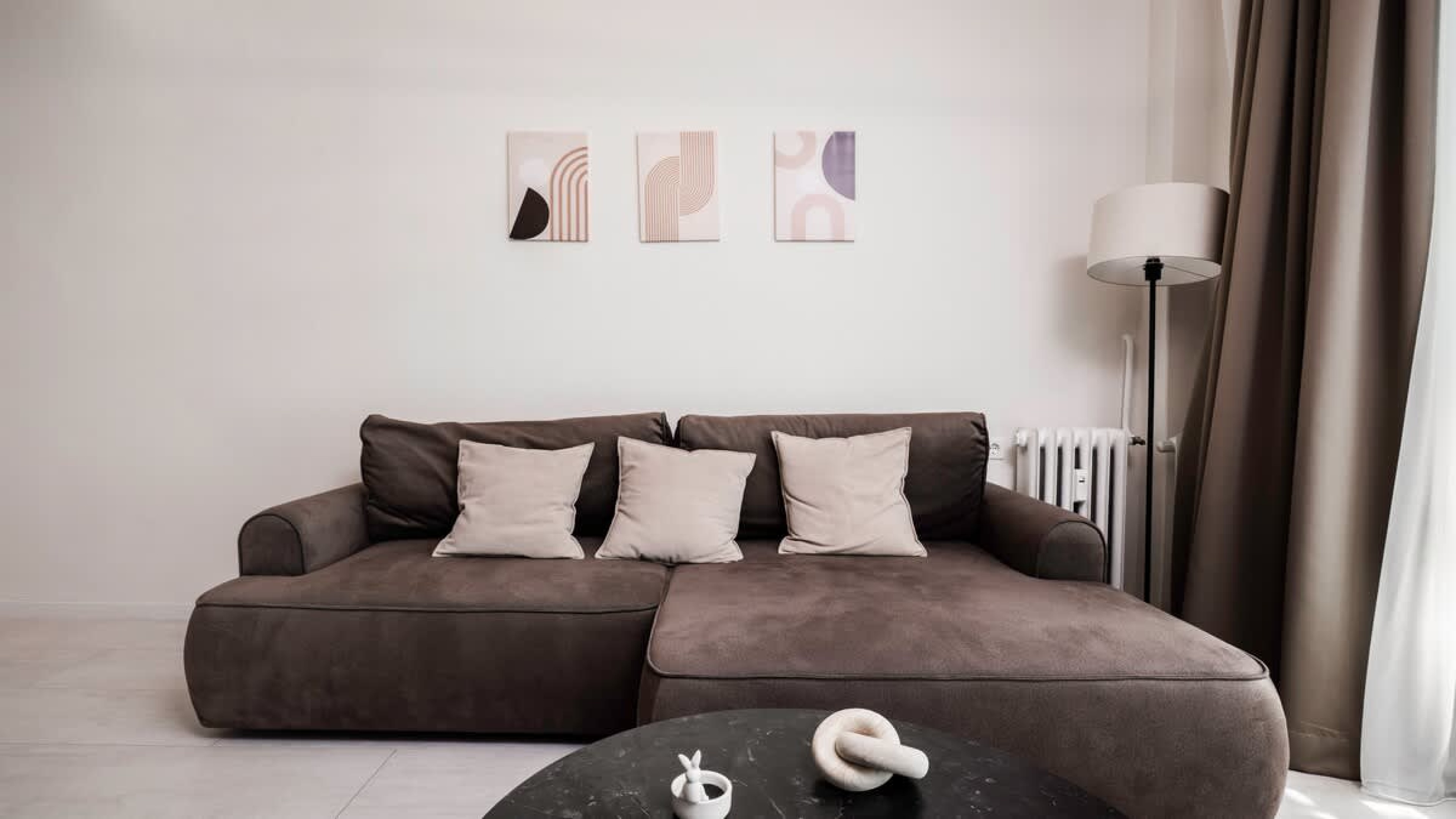 Scoutaround White Logo