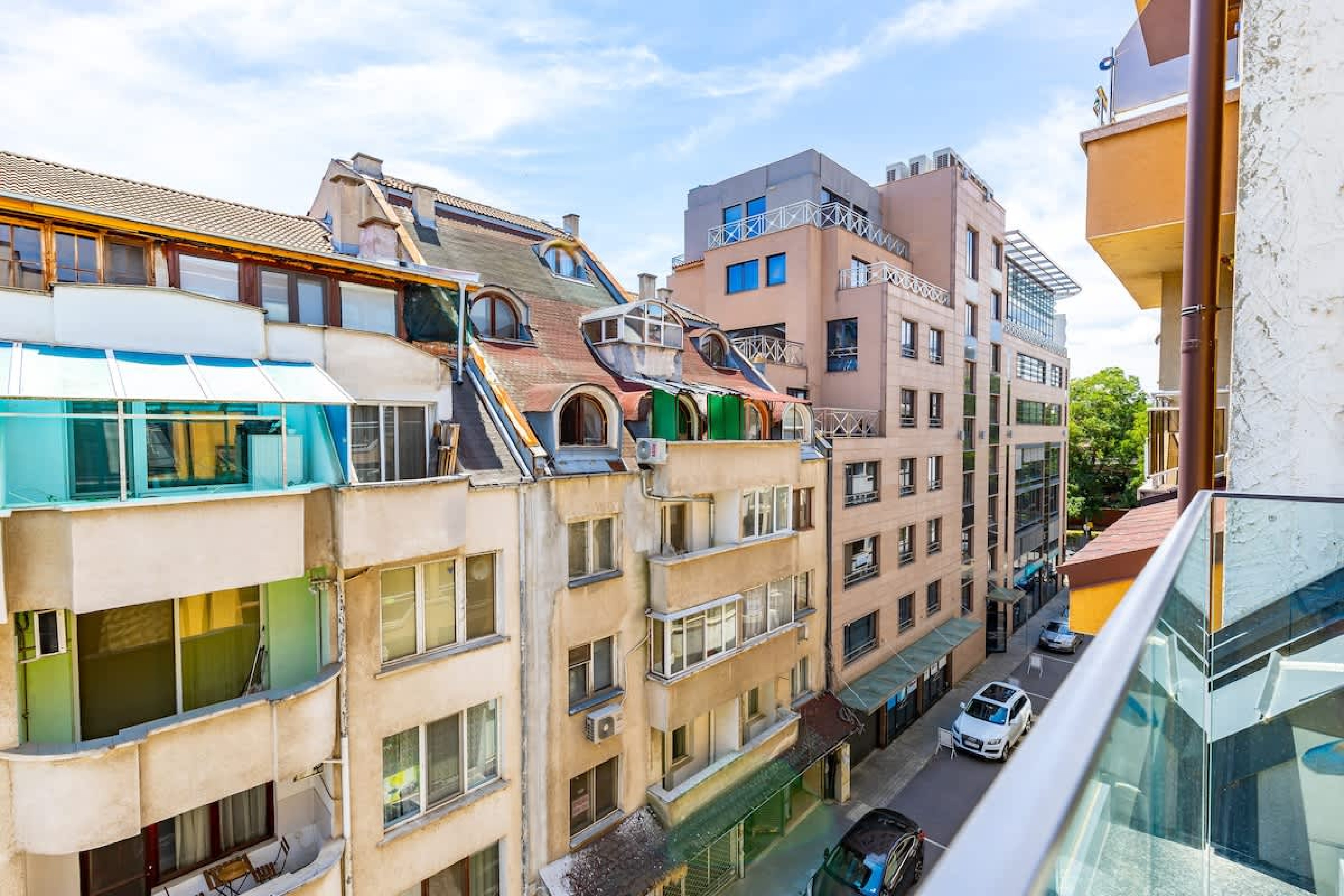 Scoutaround White Logo