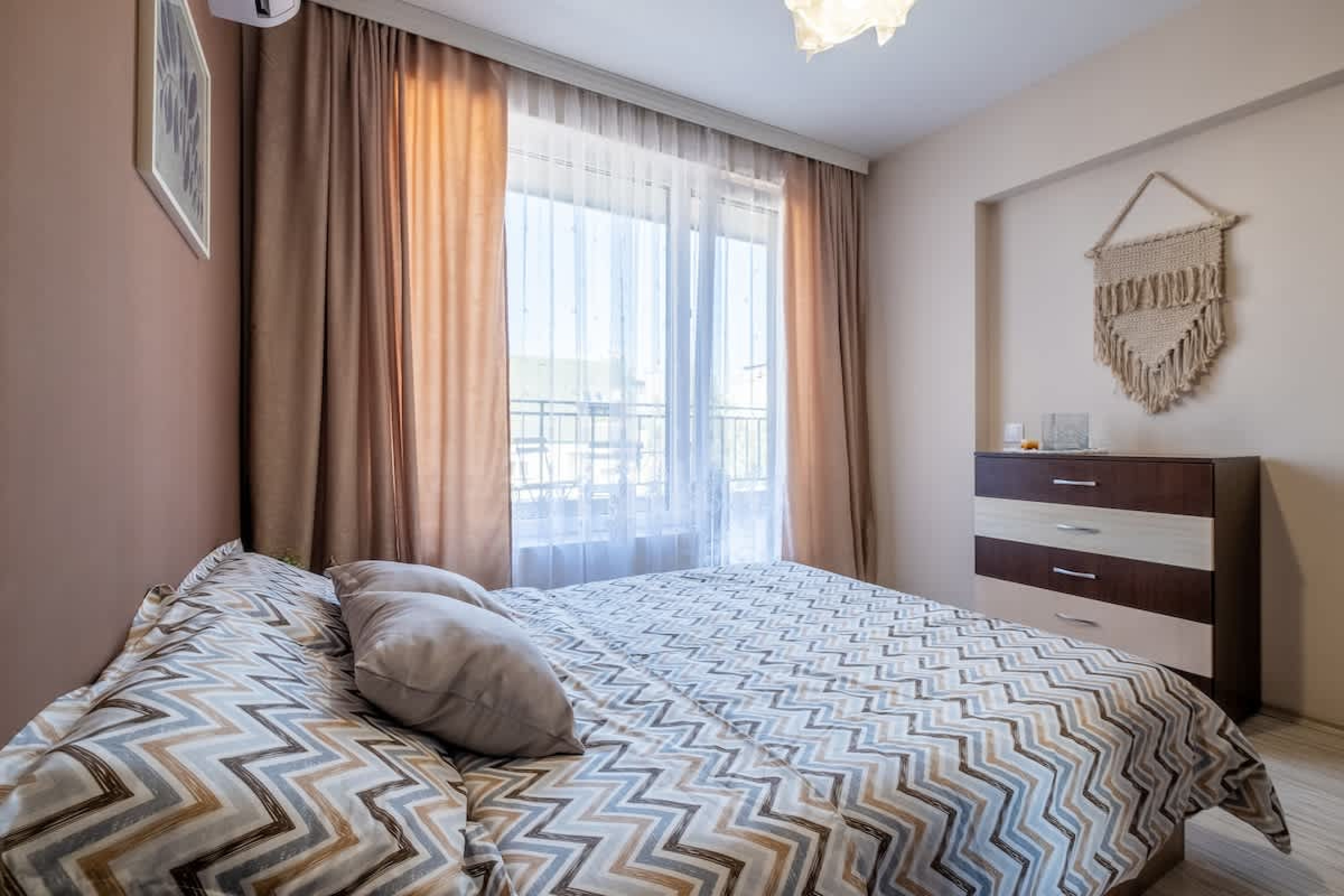 Scoutaround White Logo