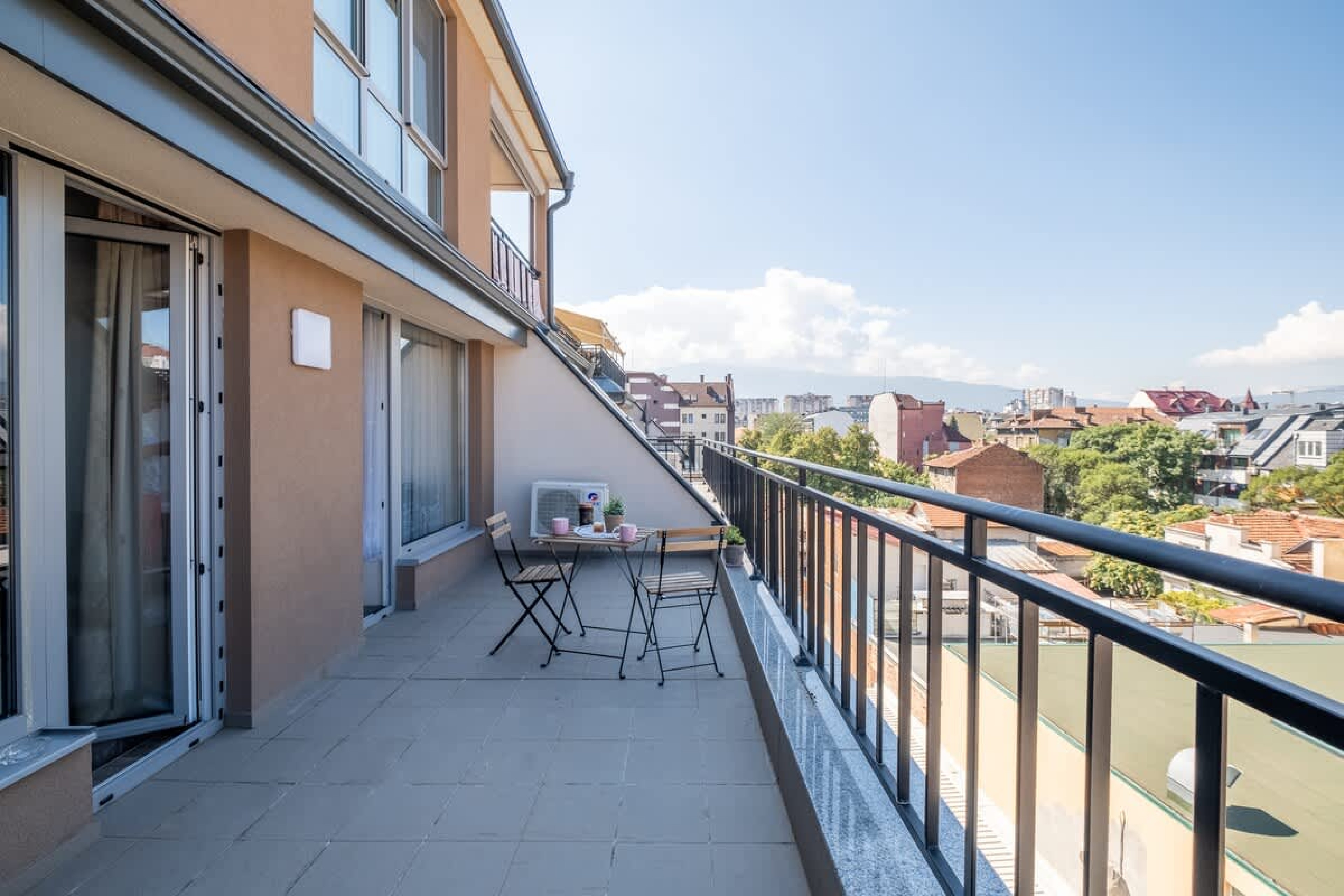 Scoutaround White Logo