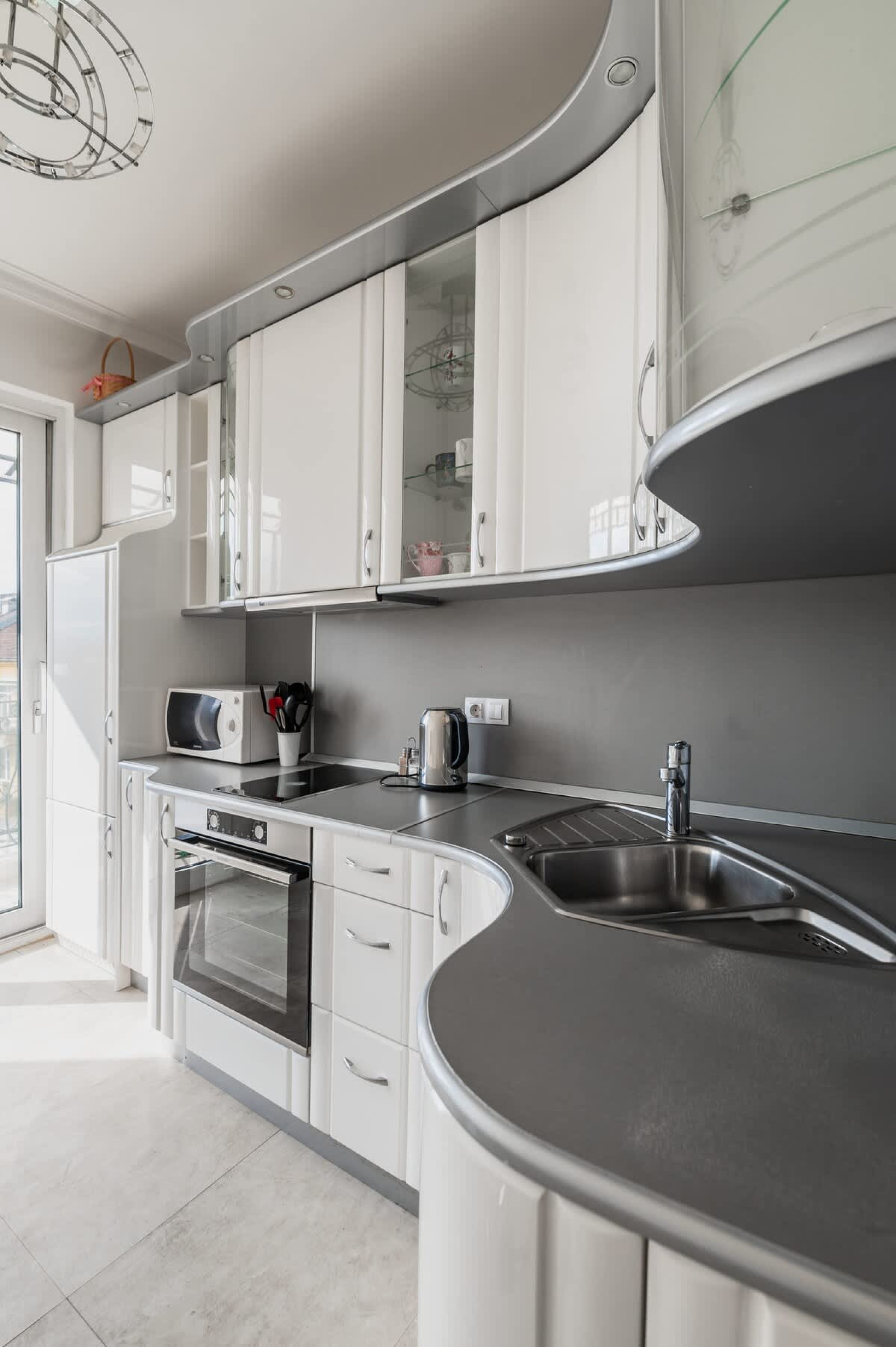 Scoutaround White Logo