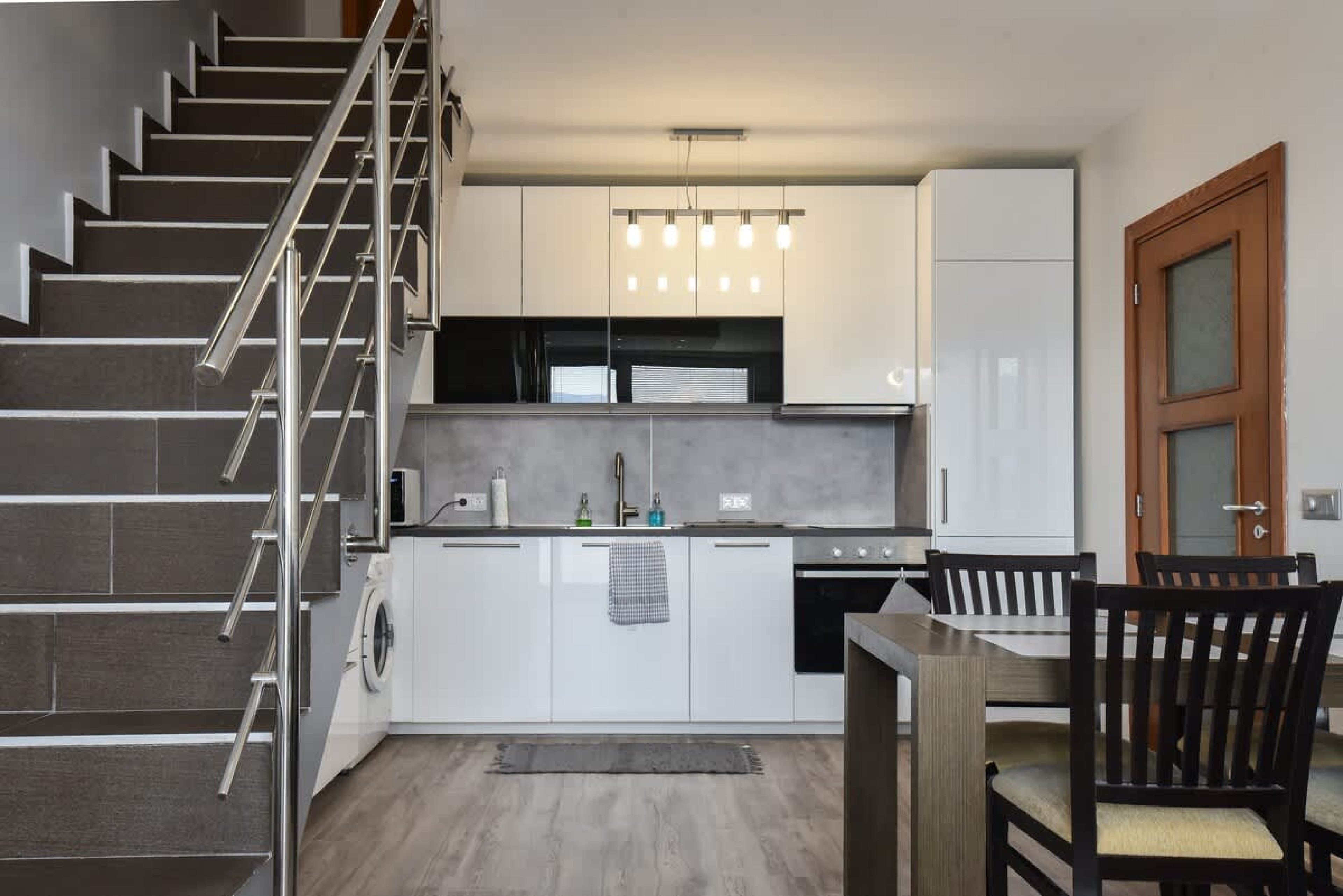 Scoutaround White Logo