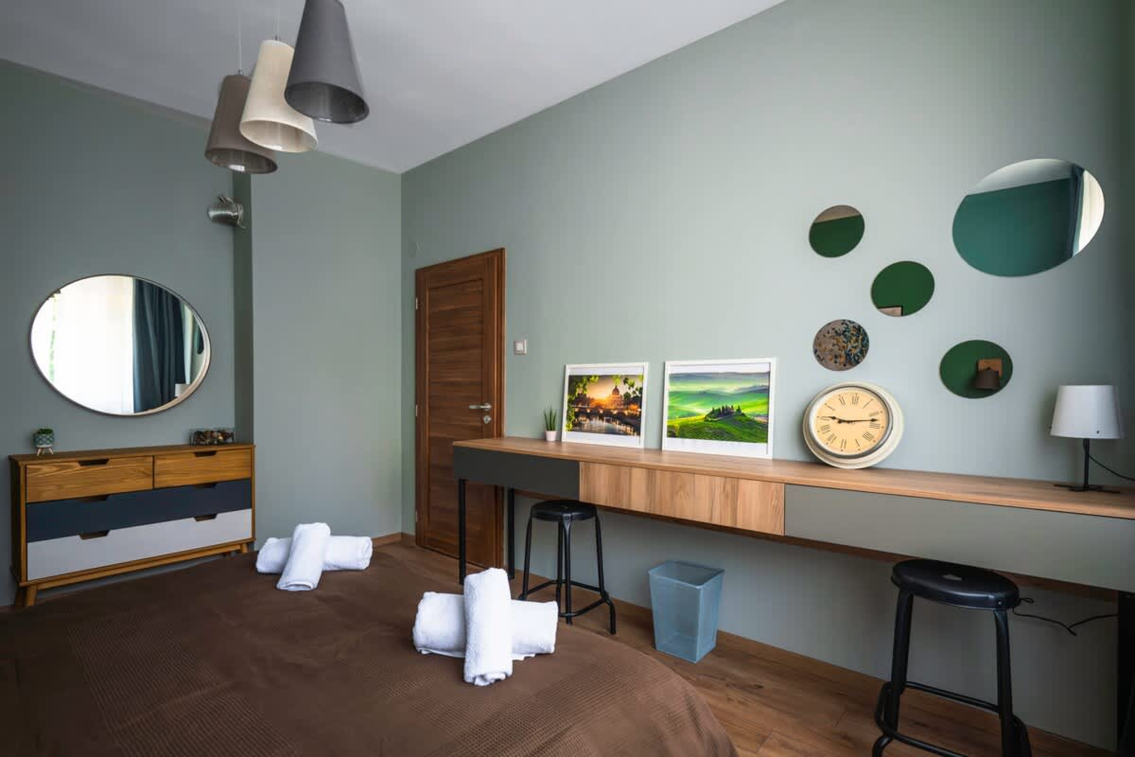 Scoutaround White Logo