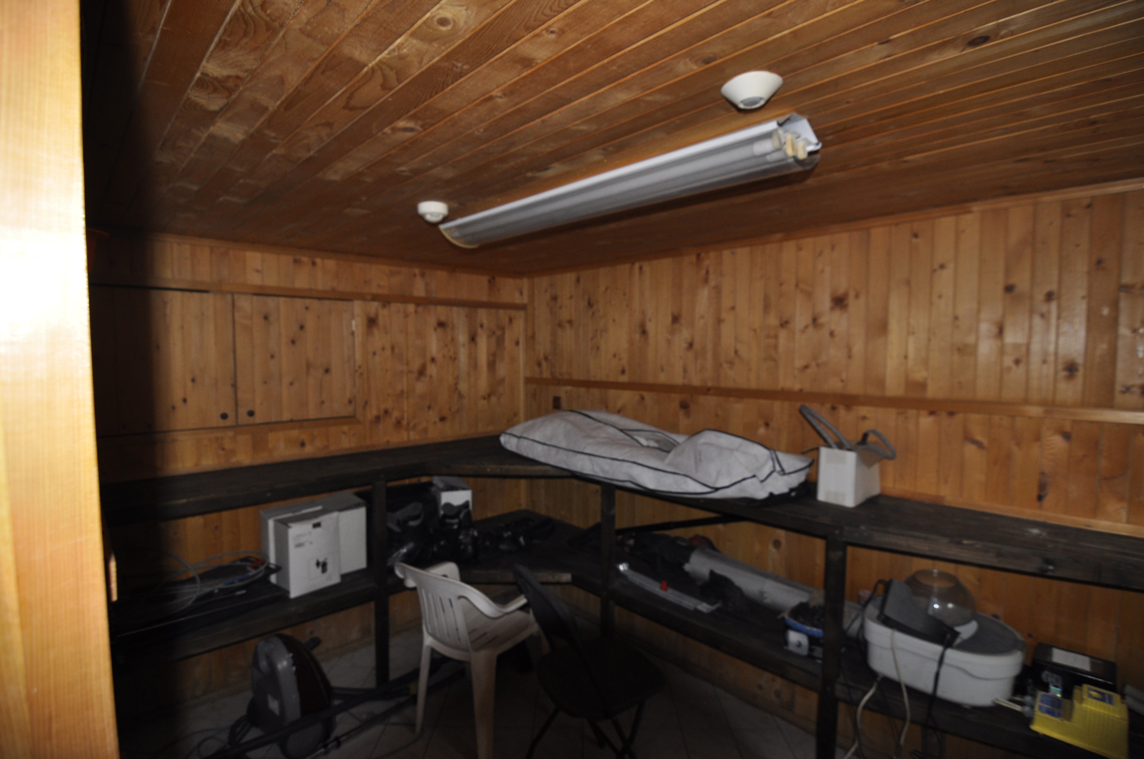 Scoutaround White Logo