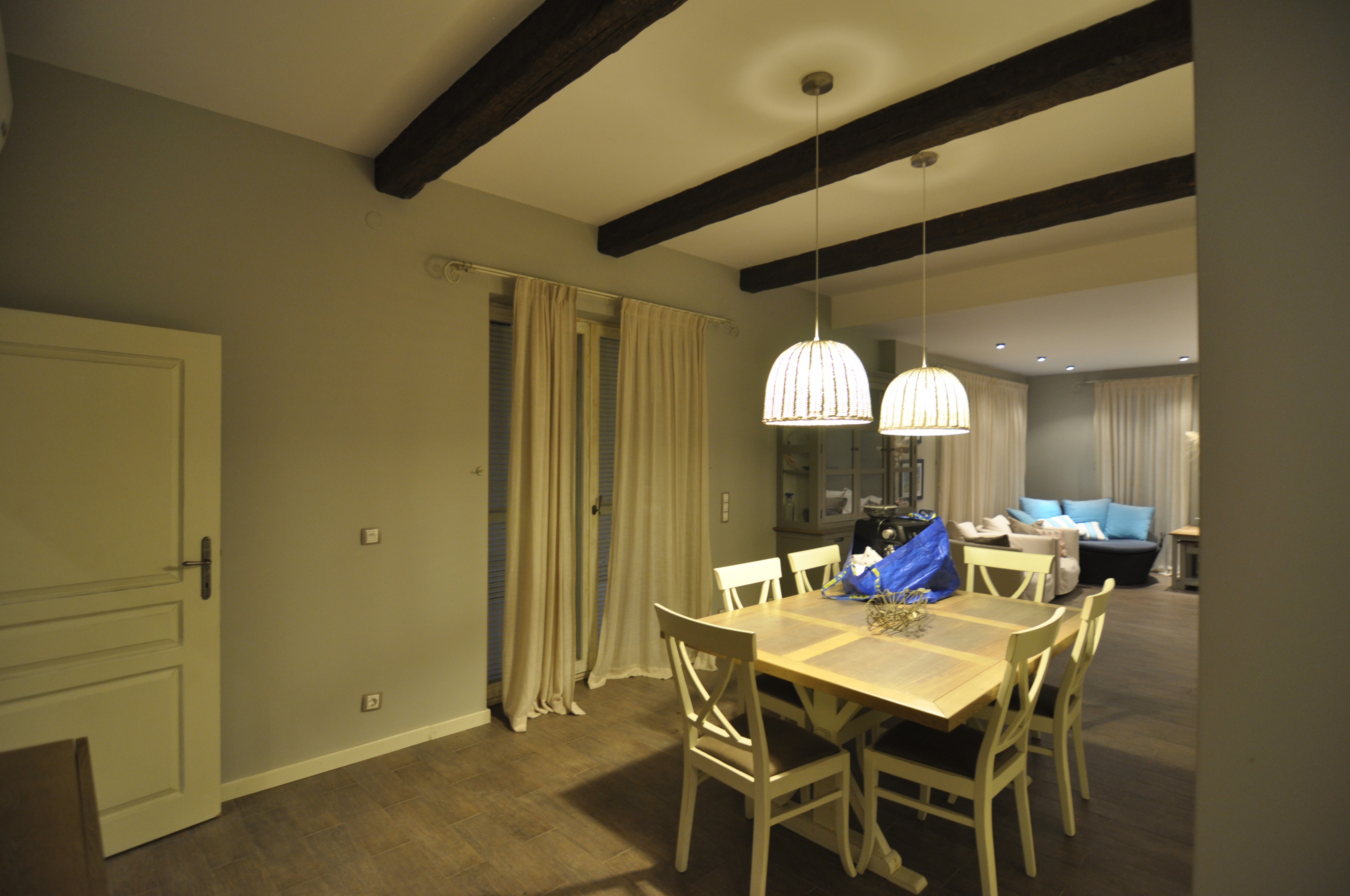 Scoutaround White Logo