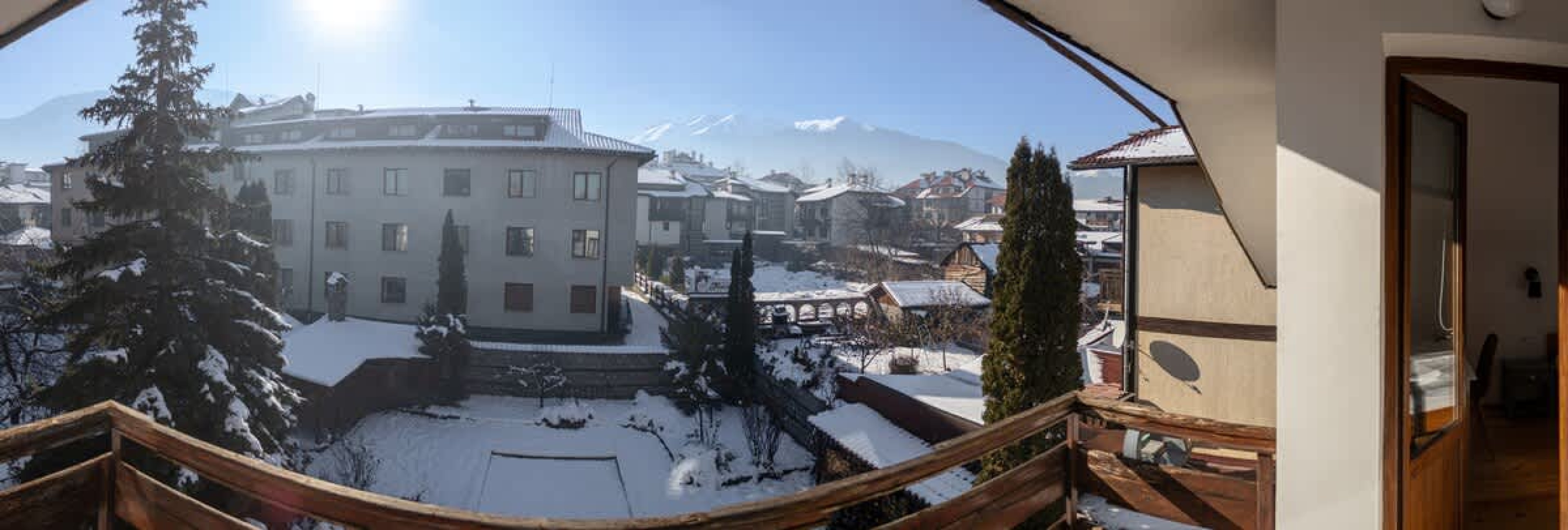 Scoutaround White Logo