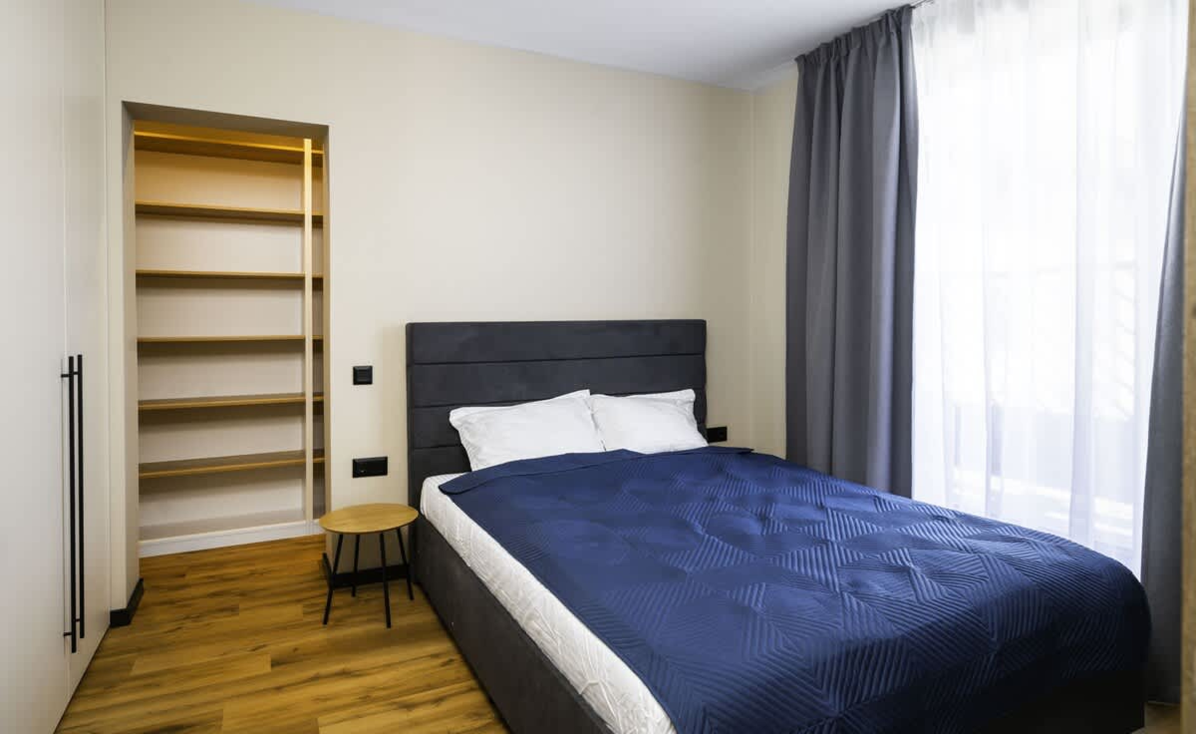 Scoutaround White Logo