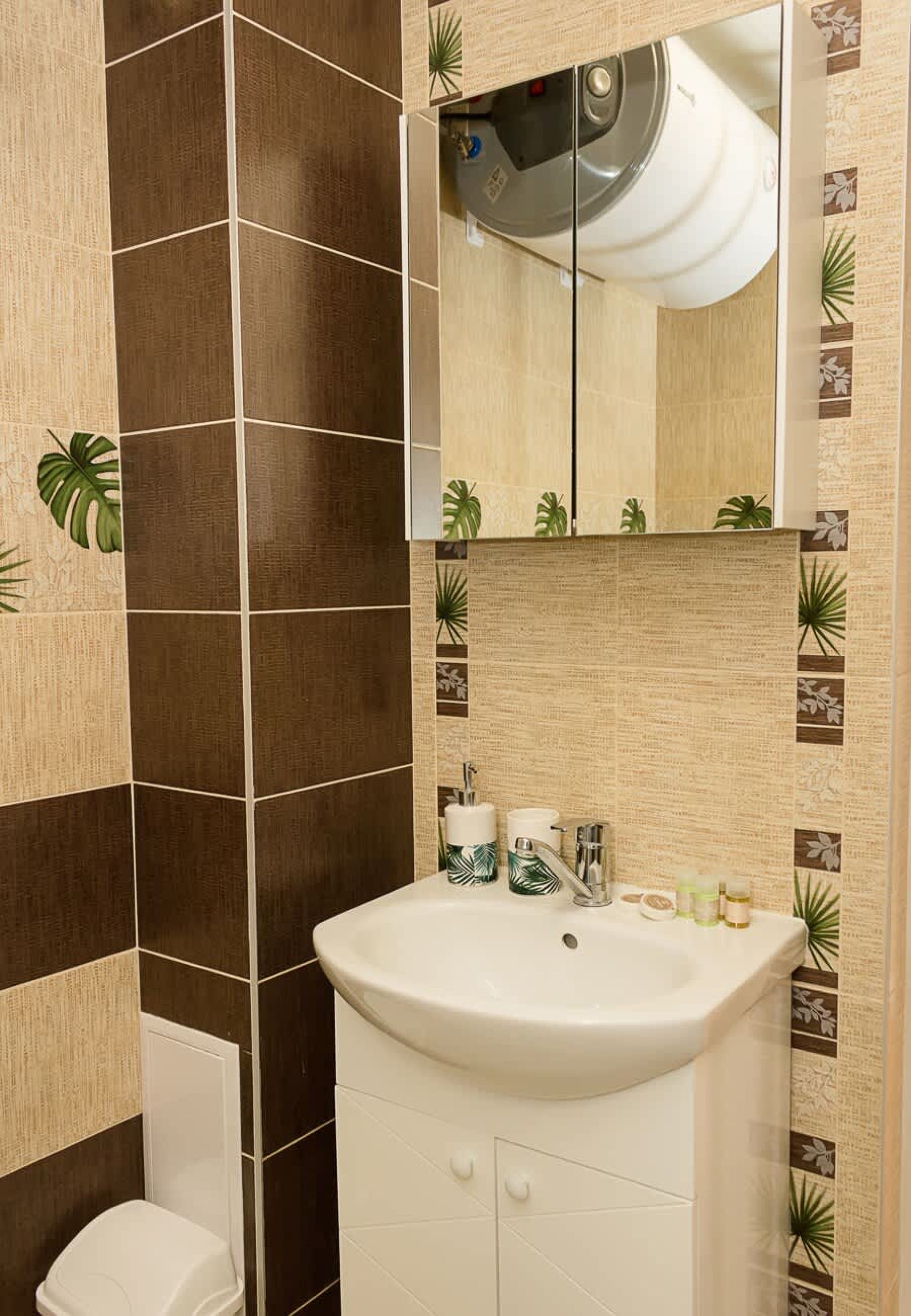 Seaview Haven: Elegant 2BD Flat in Balchik - Photo 24