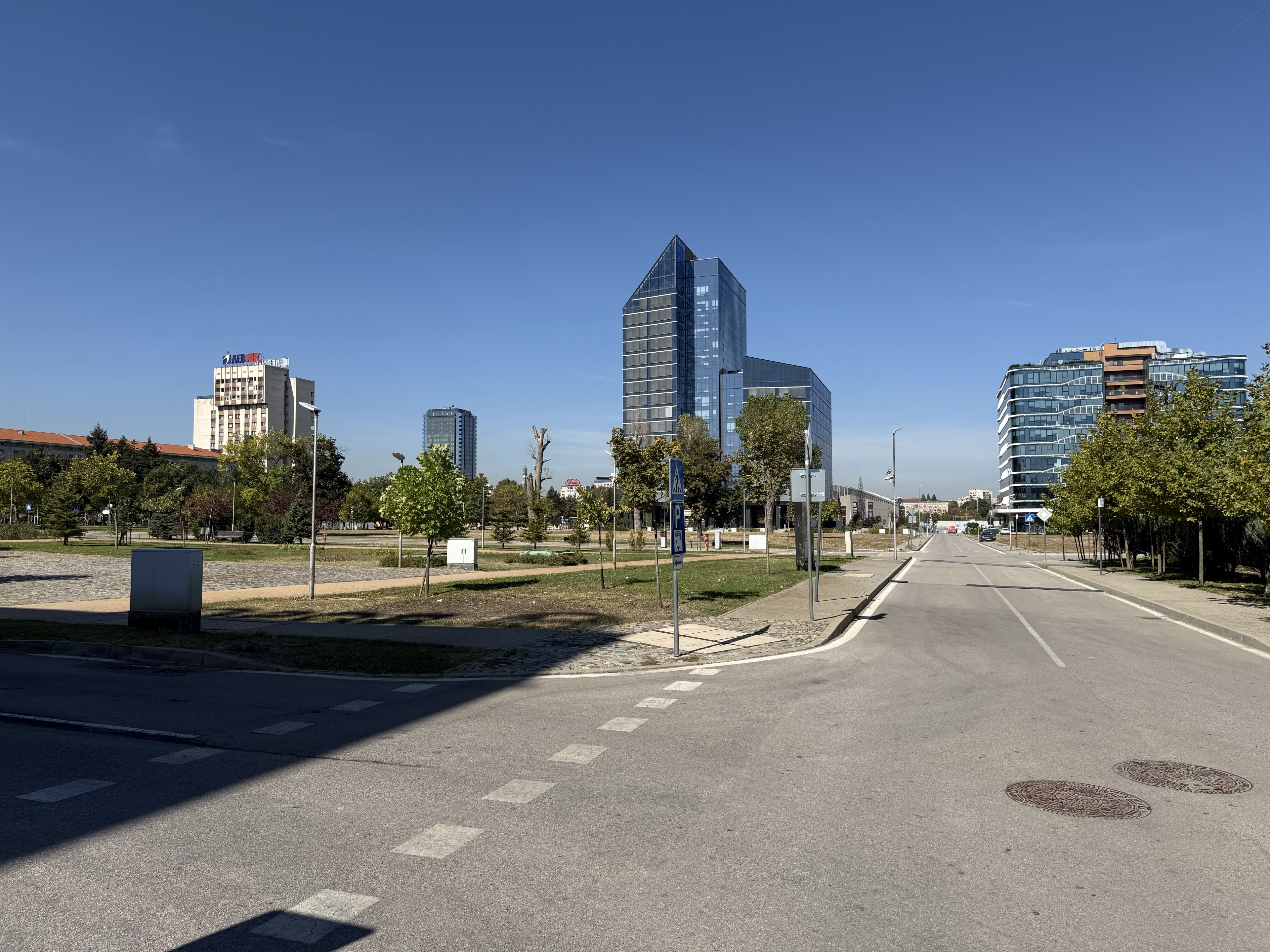 Scoutaround White Logo