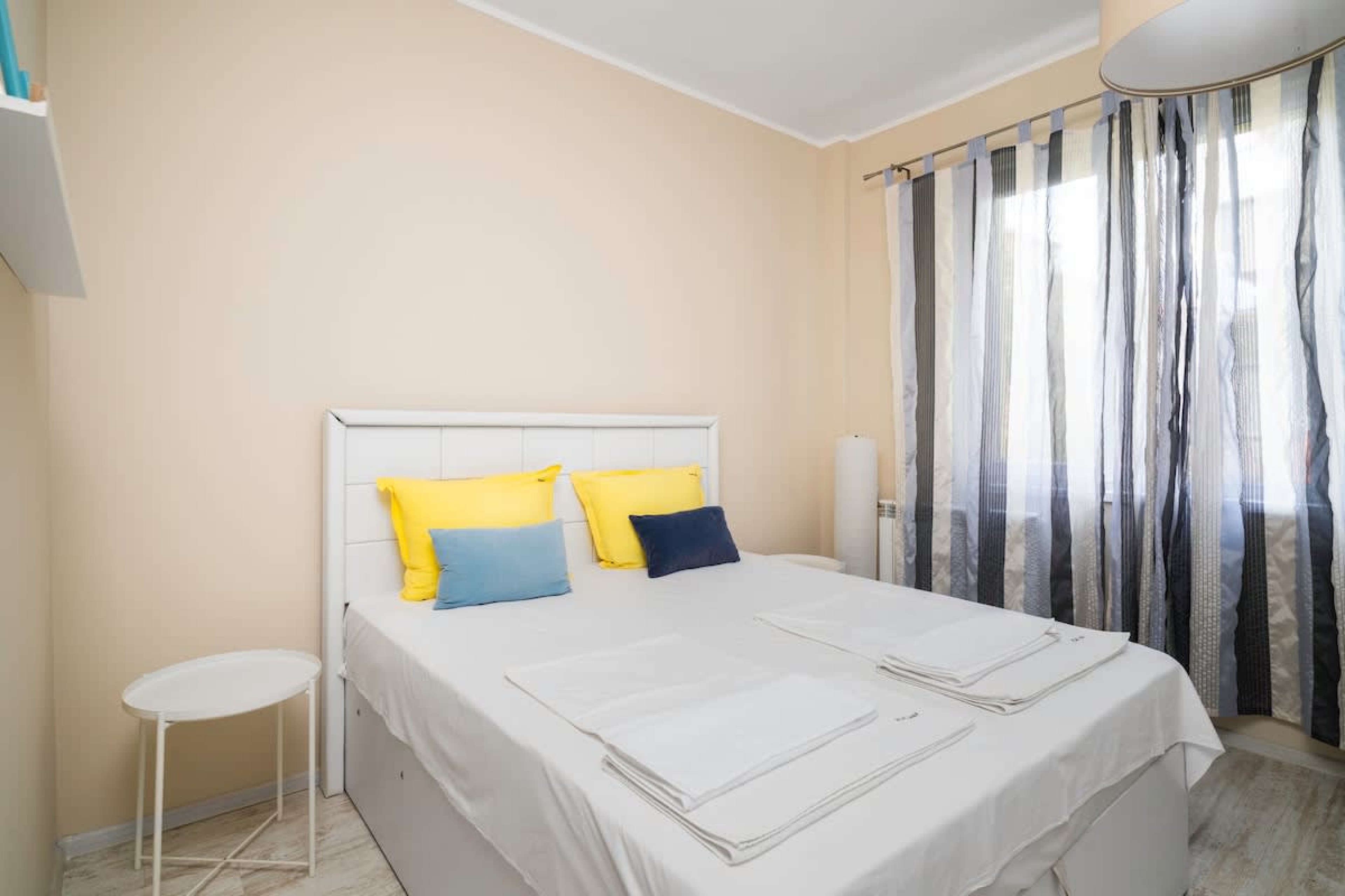 Scoutaround White Logo