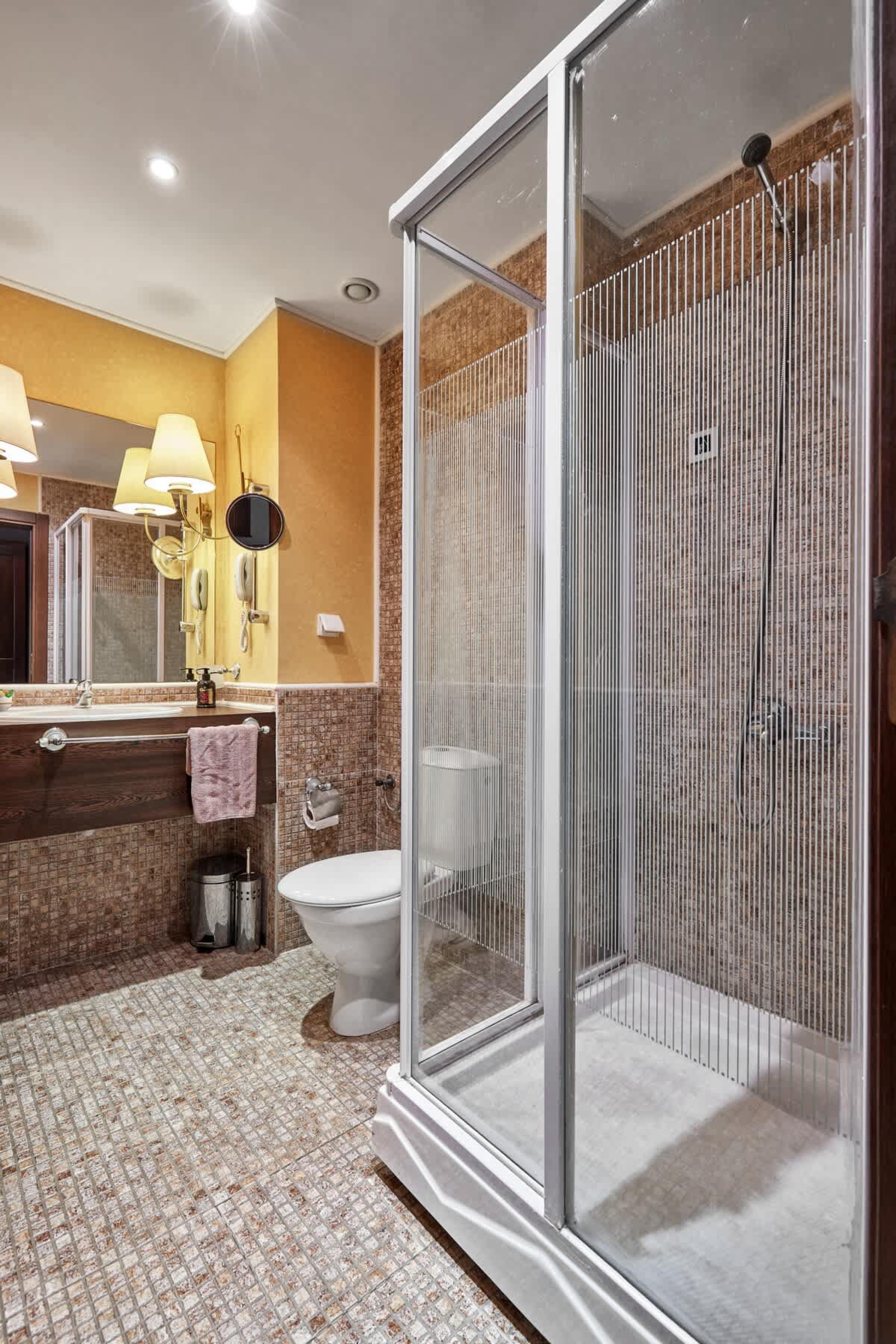 Scoutaround White Logo