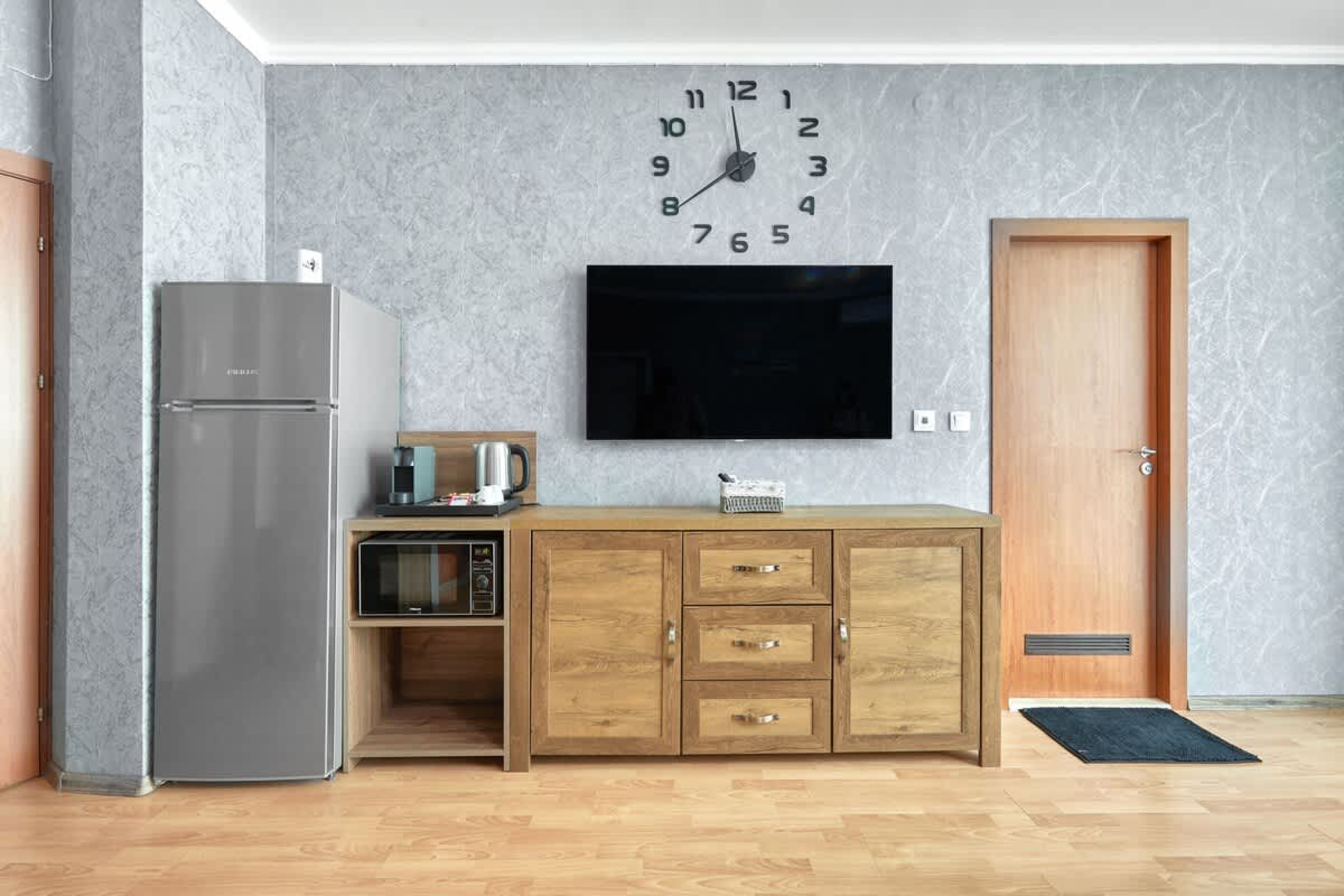 Scoutaround White Logo