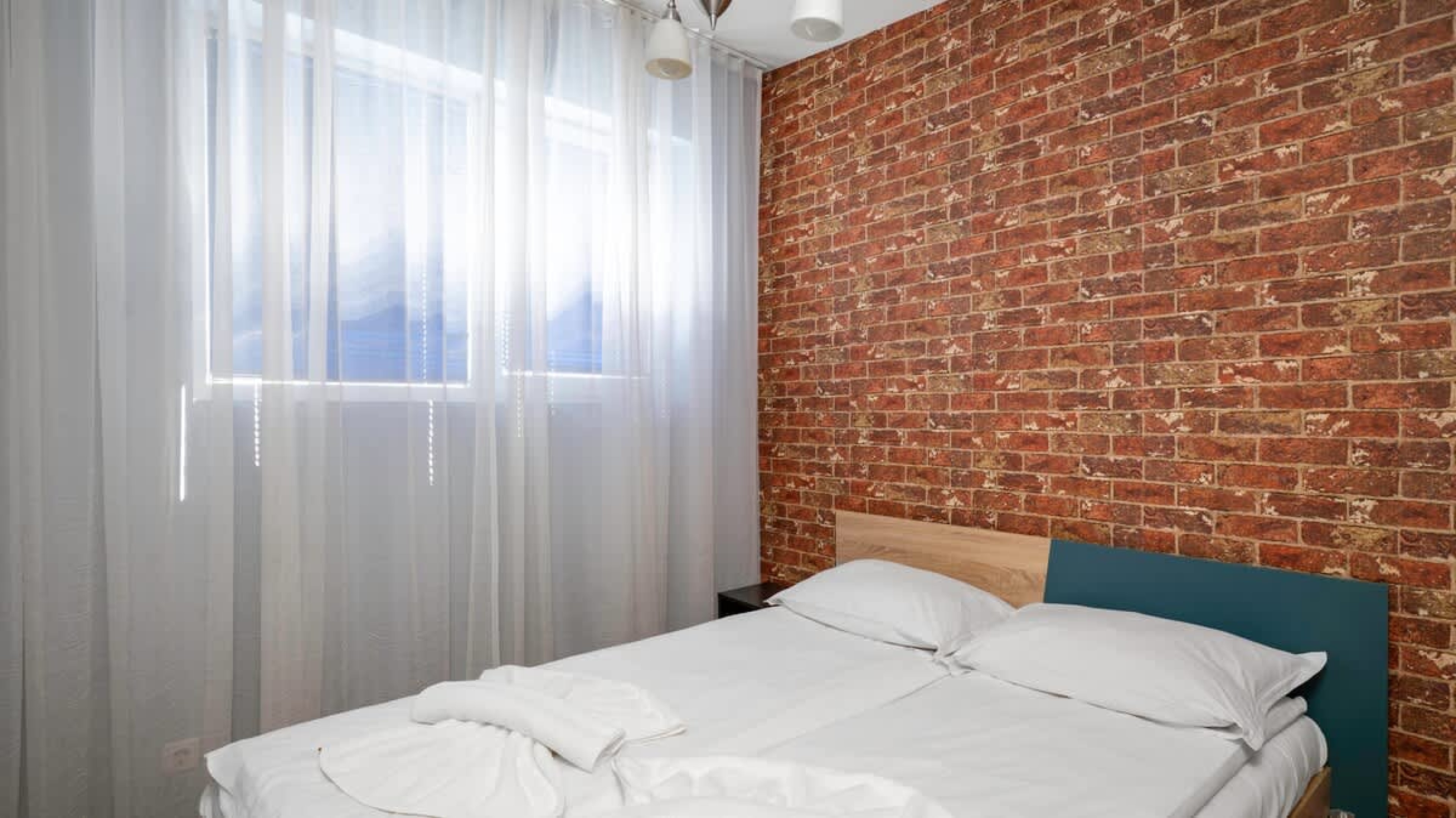 Central Cozy 1BD Compact Chic Living - Photo 12