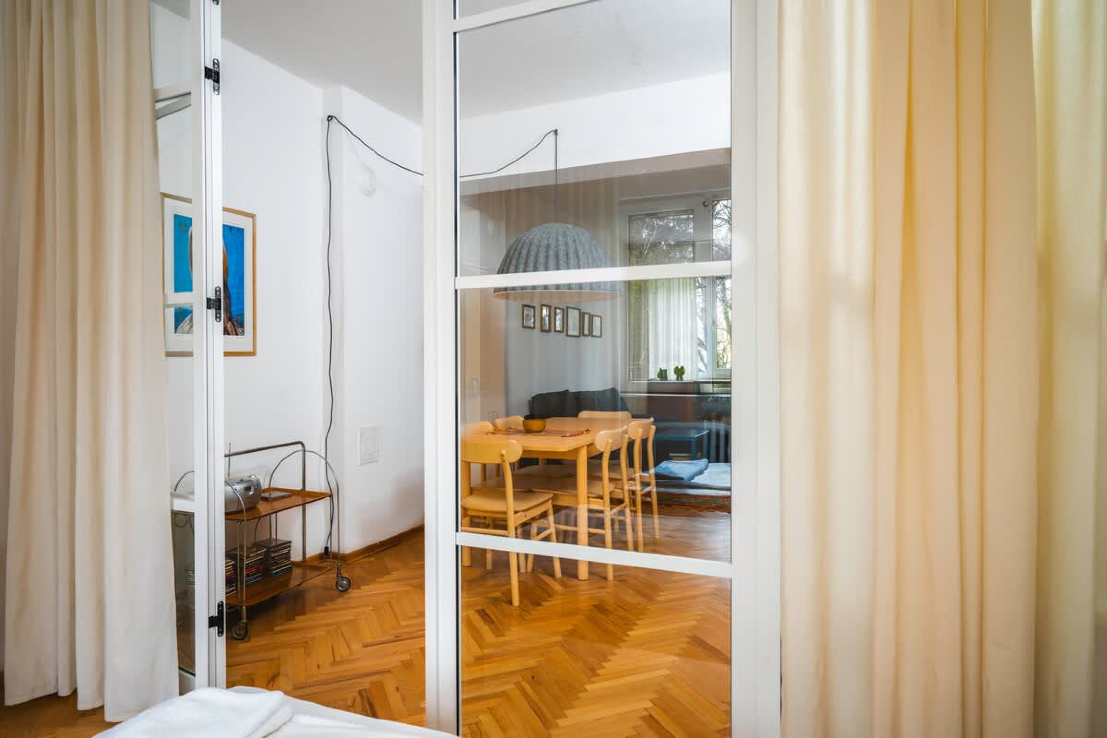 Scoutaround White Logo