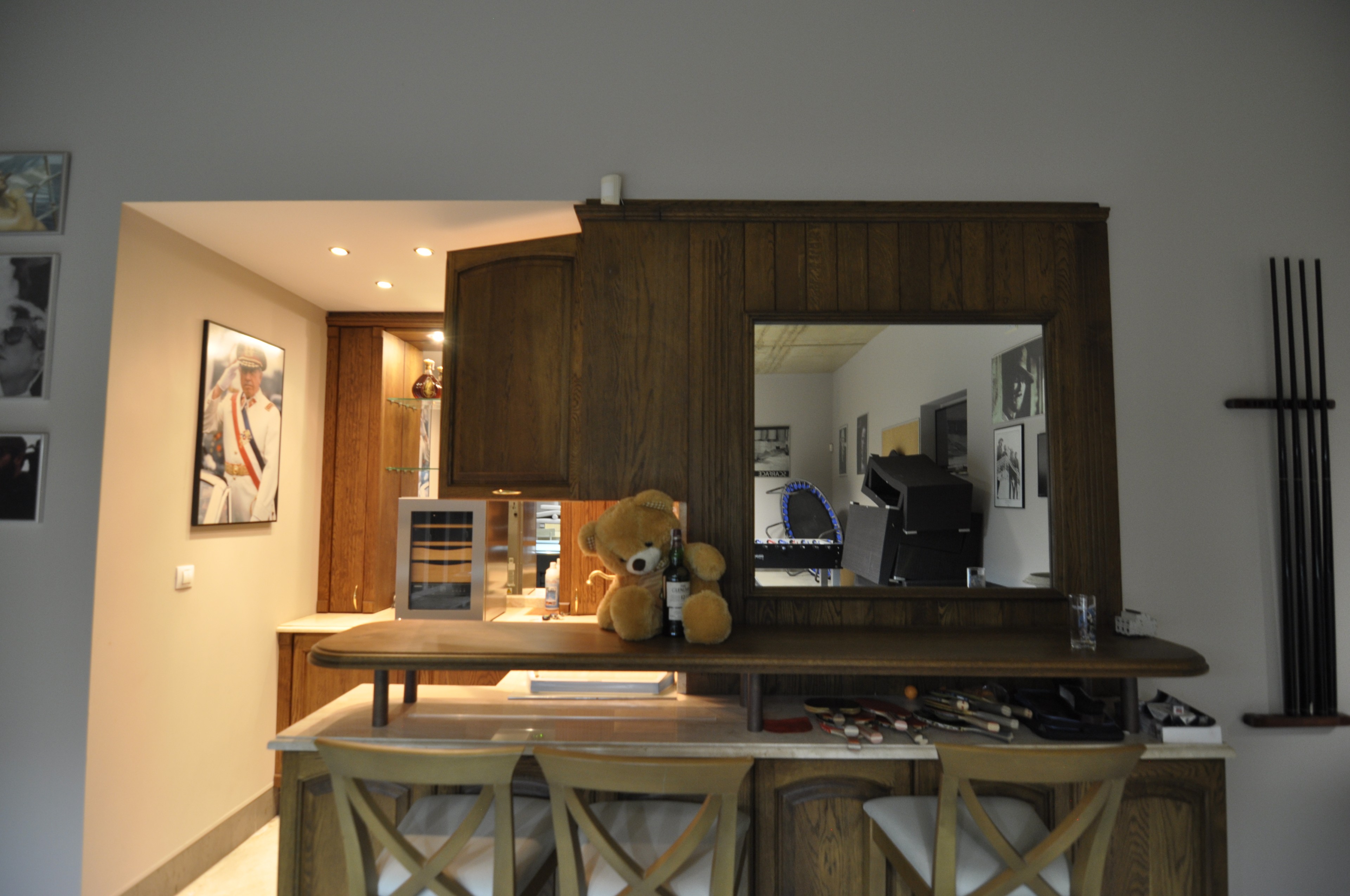 Scoutaround White Logo