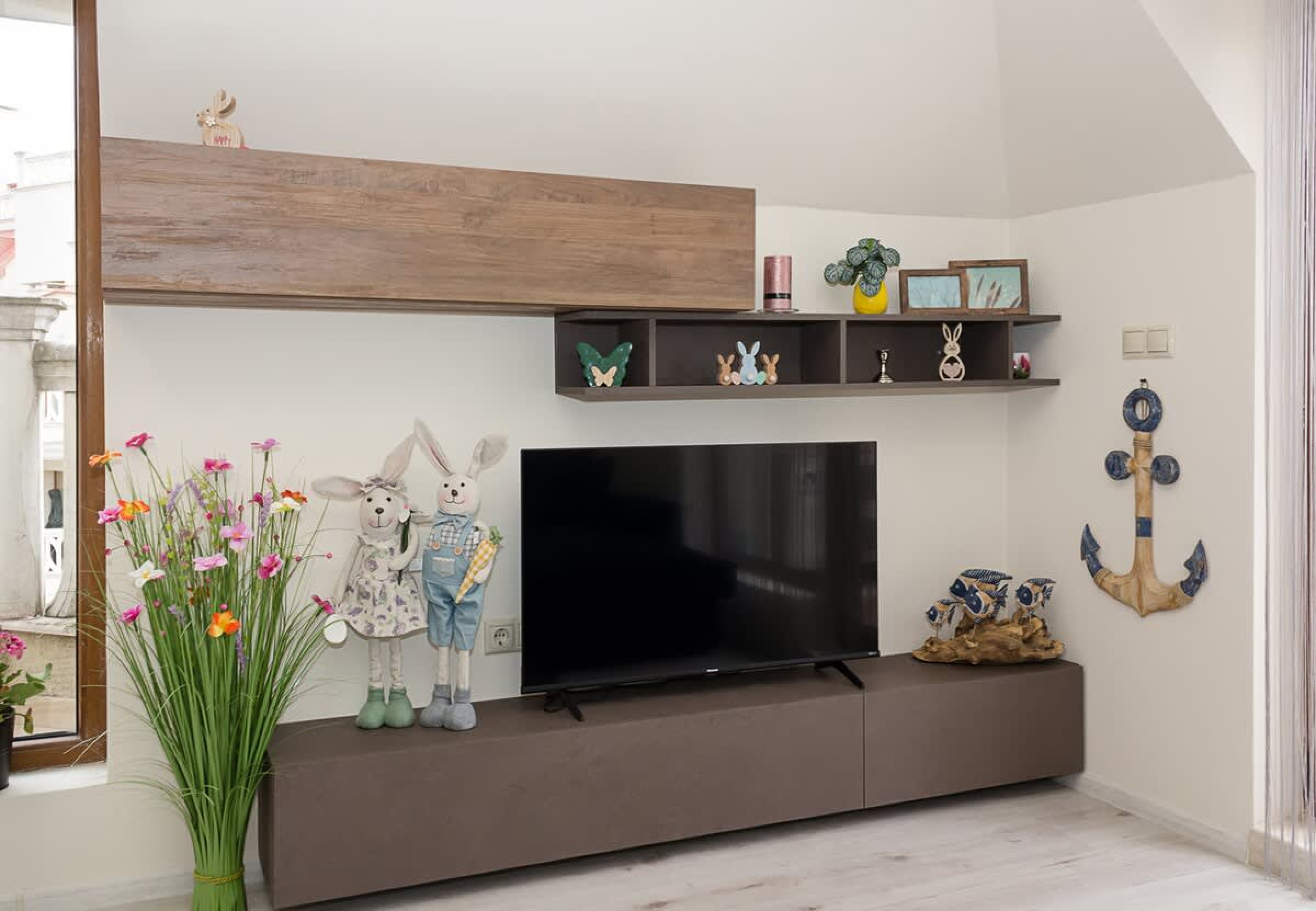 Scoutaround White Logo