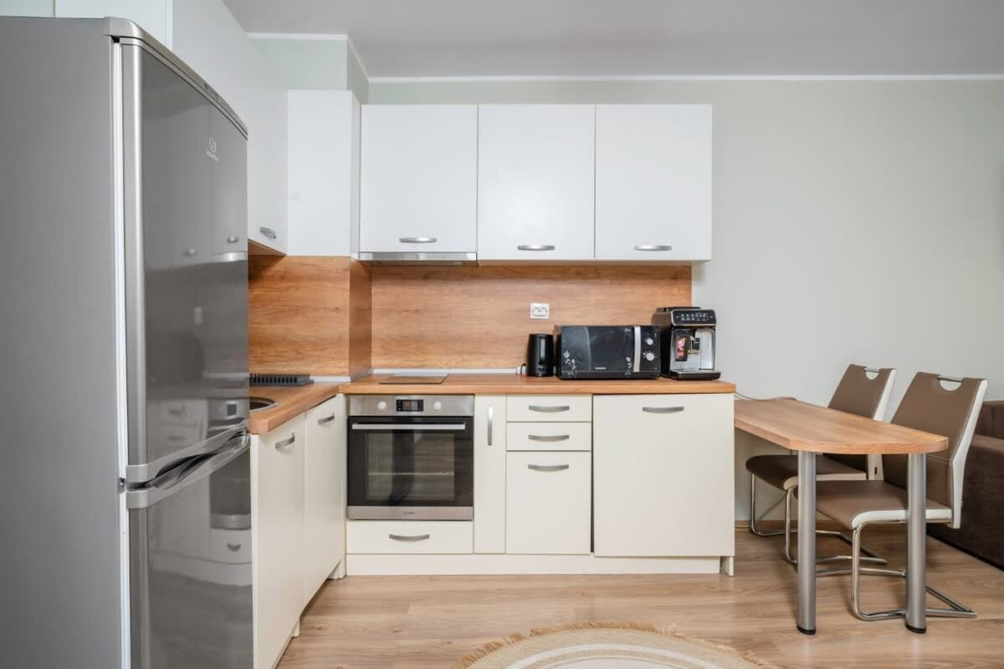 Scoutaround White Logo