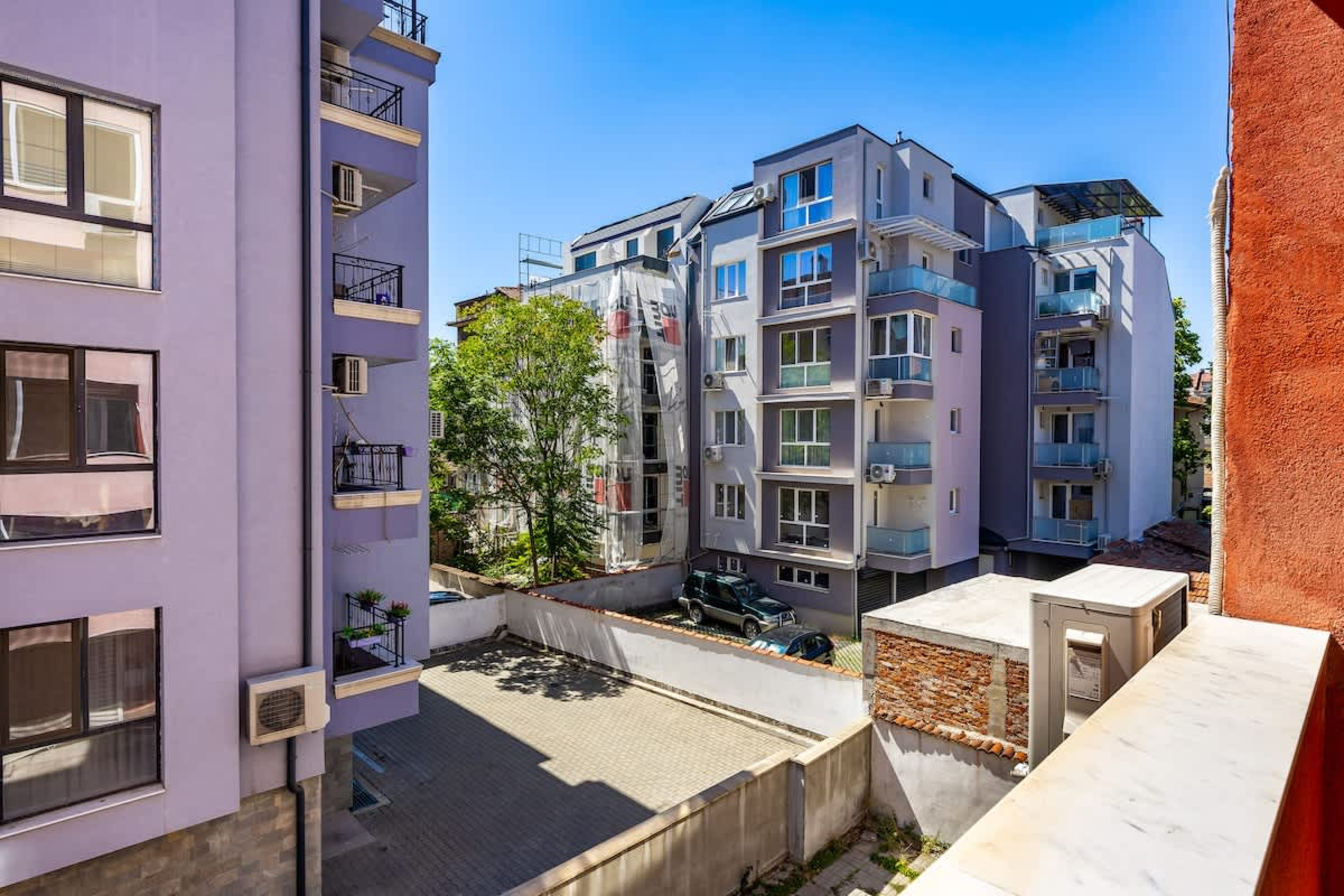 Scoutaround White Logo