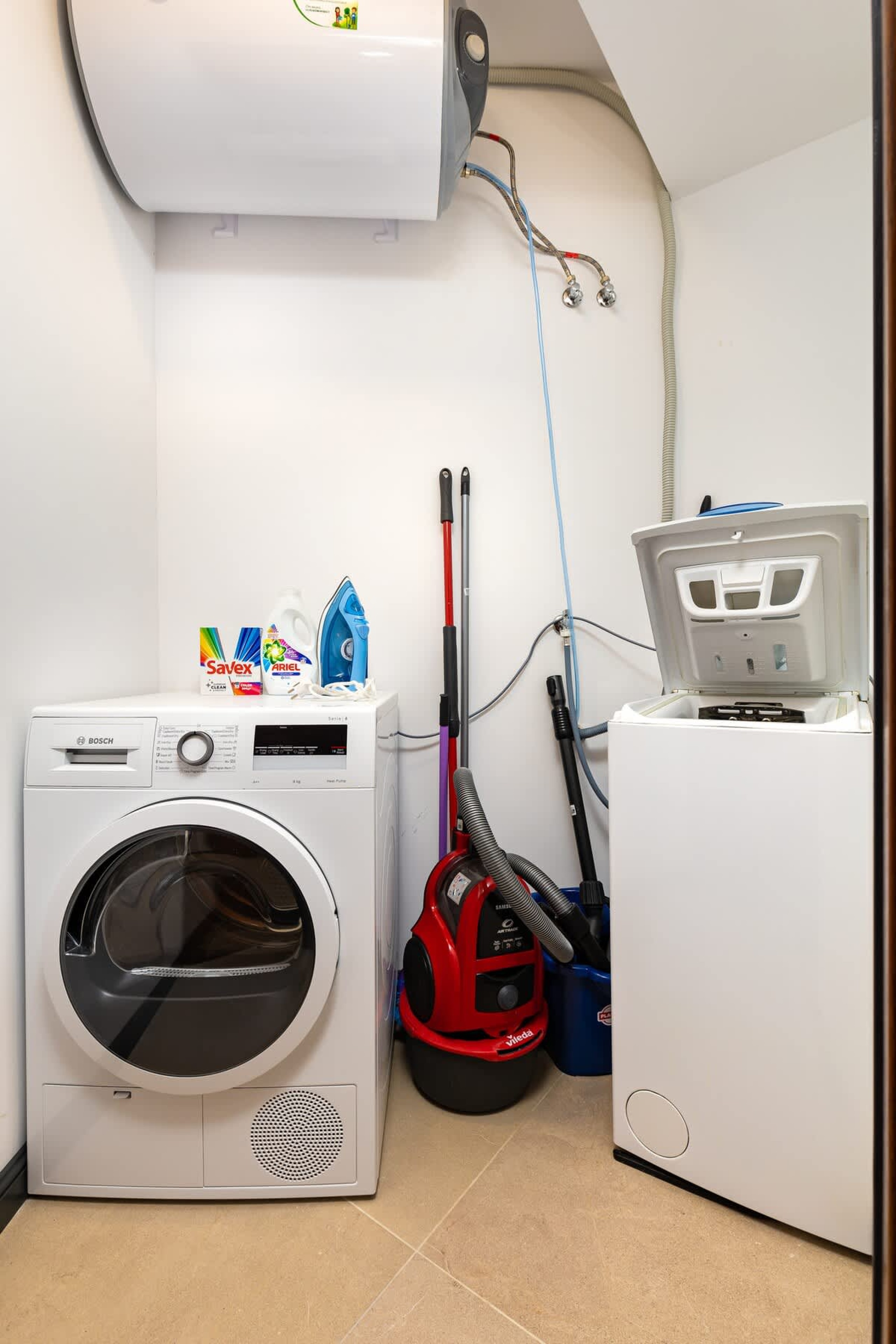 Scoutaround White Logo