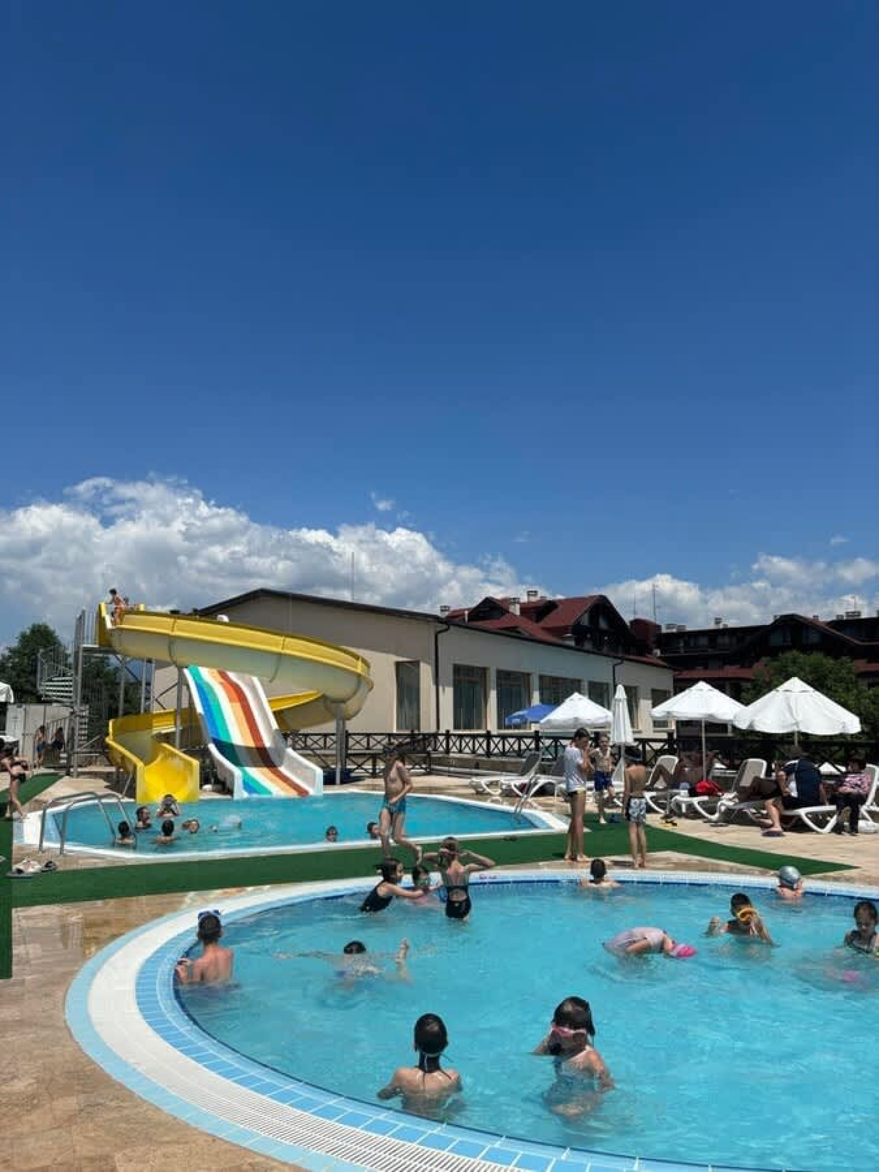 Scoutaround White Logo