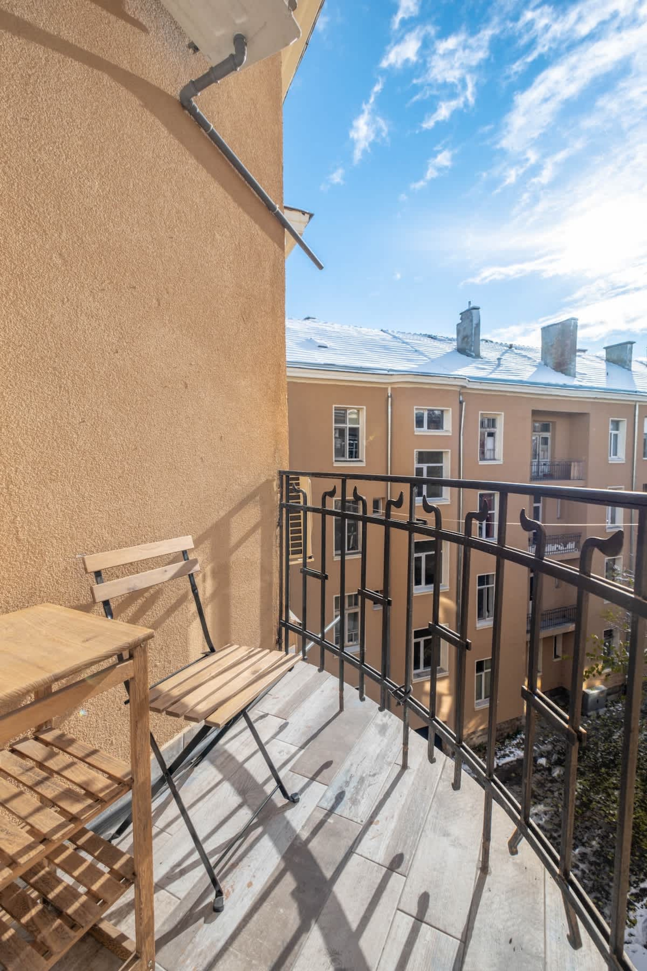 Scoutaround White Logo