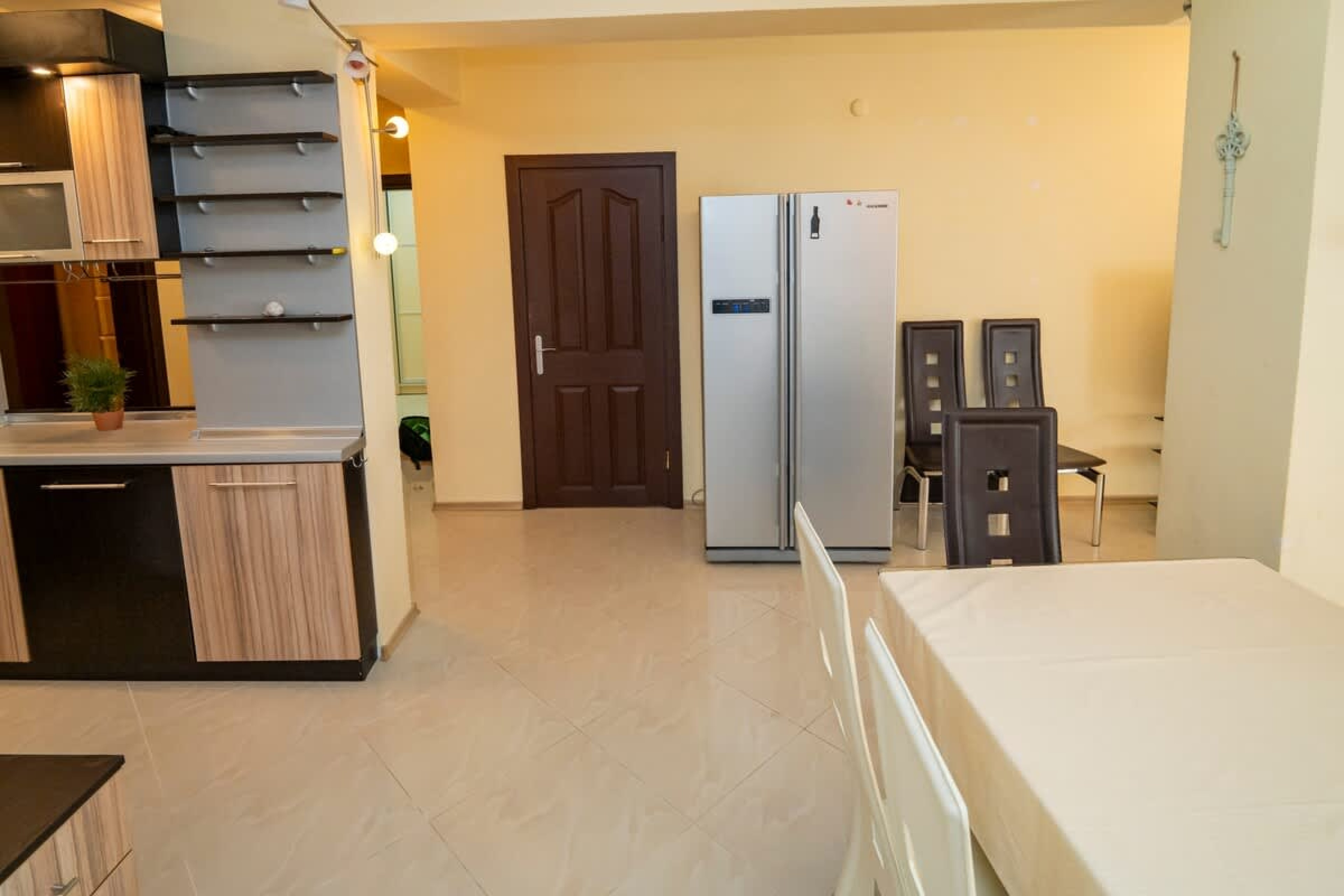 The Family Courtyard - Very LARGE 2BD Apartment - Photo 13