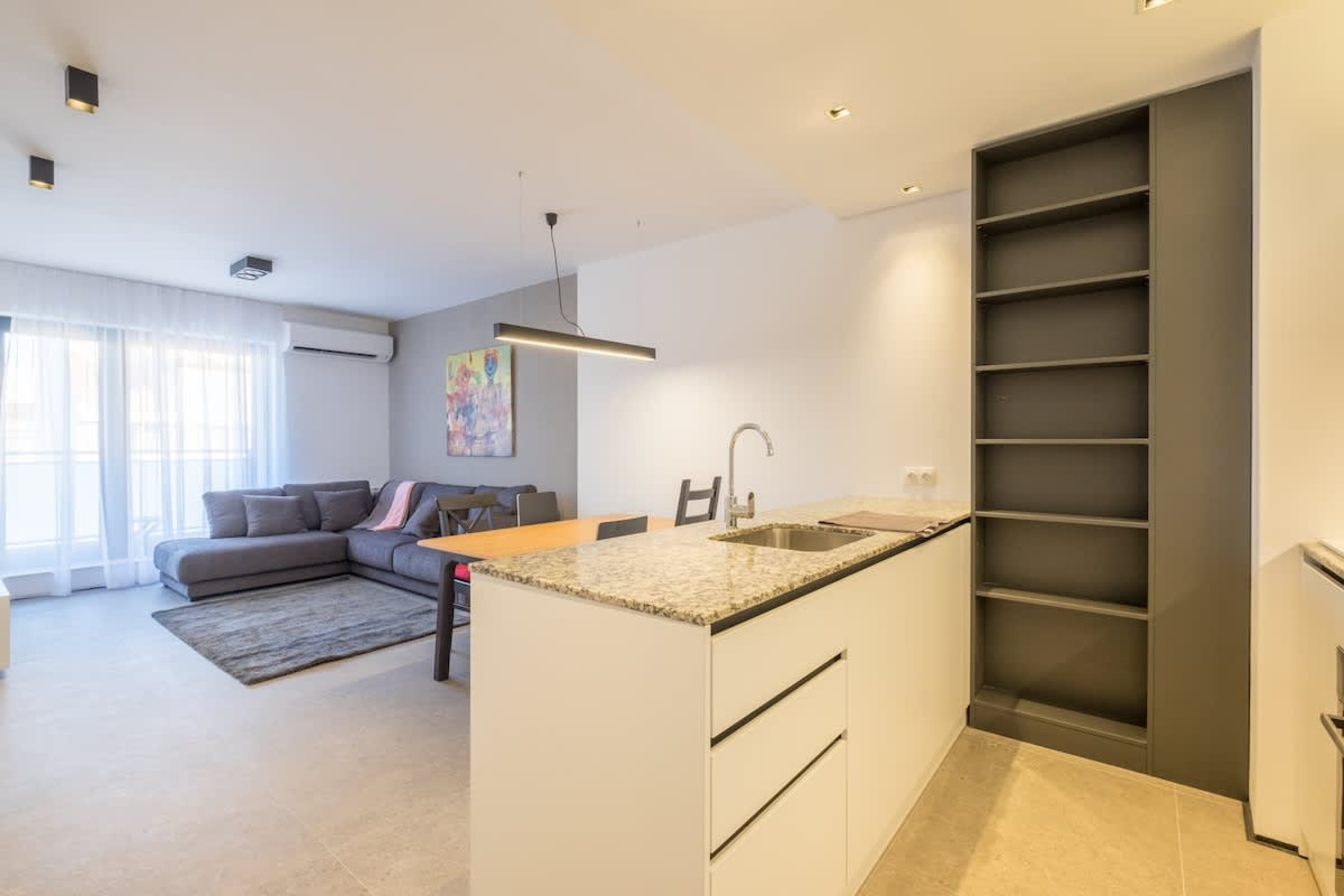 Scoutaround White Logo