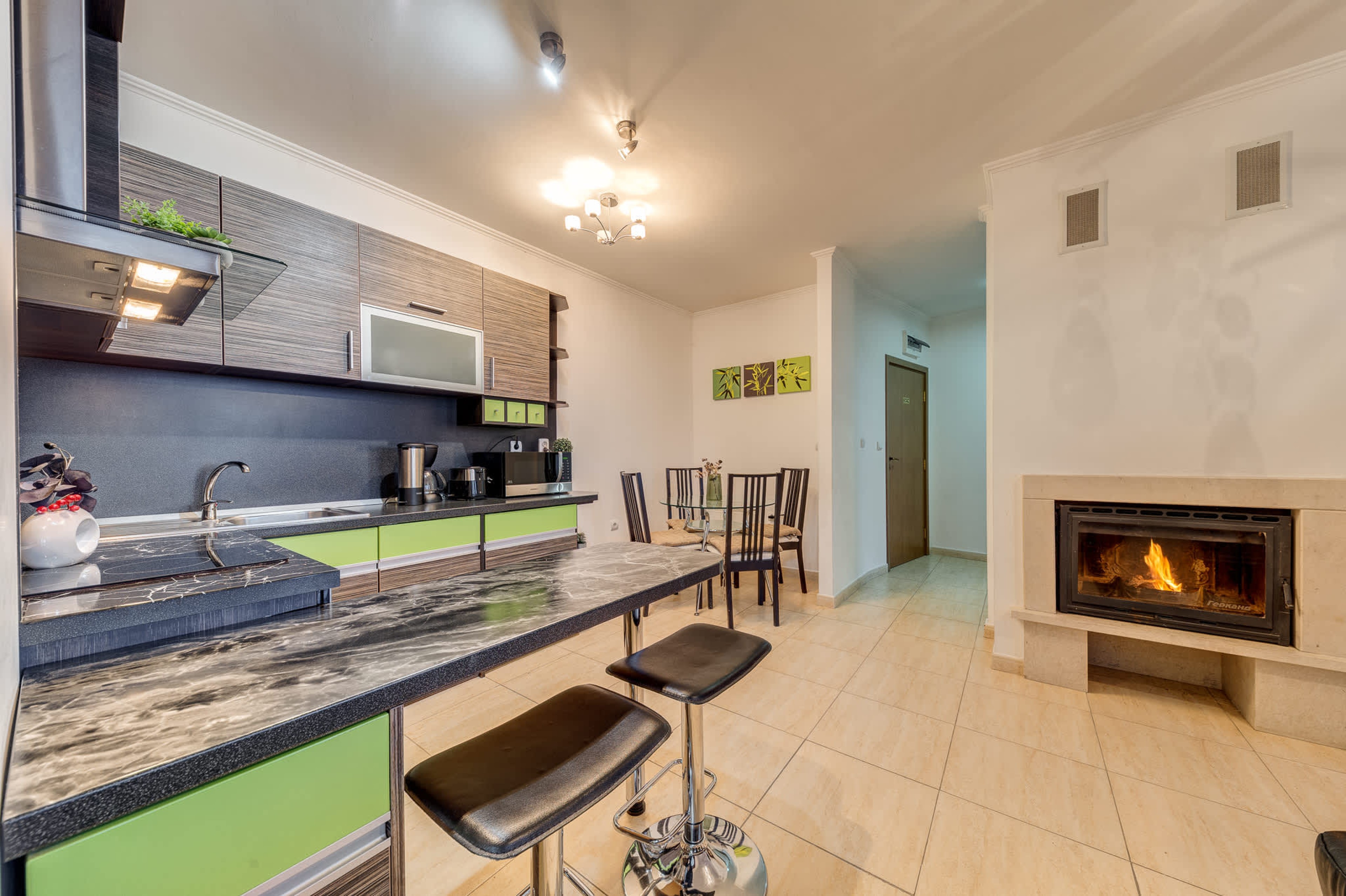 Scoutaround White Logo