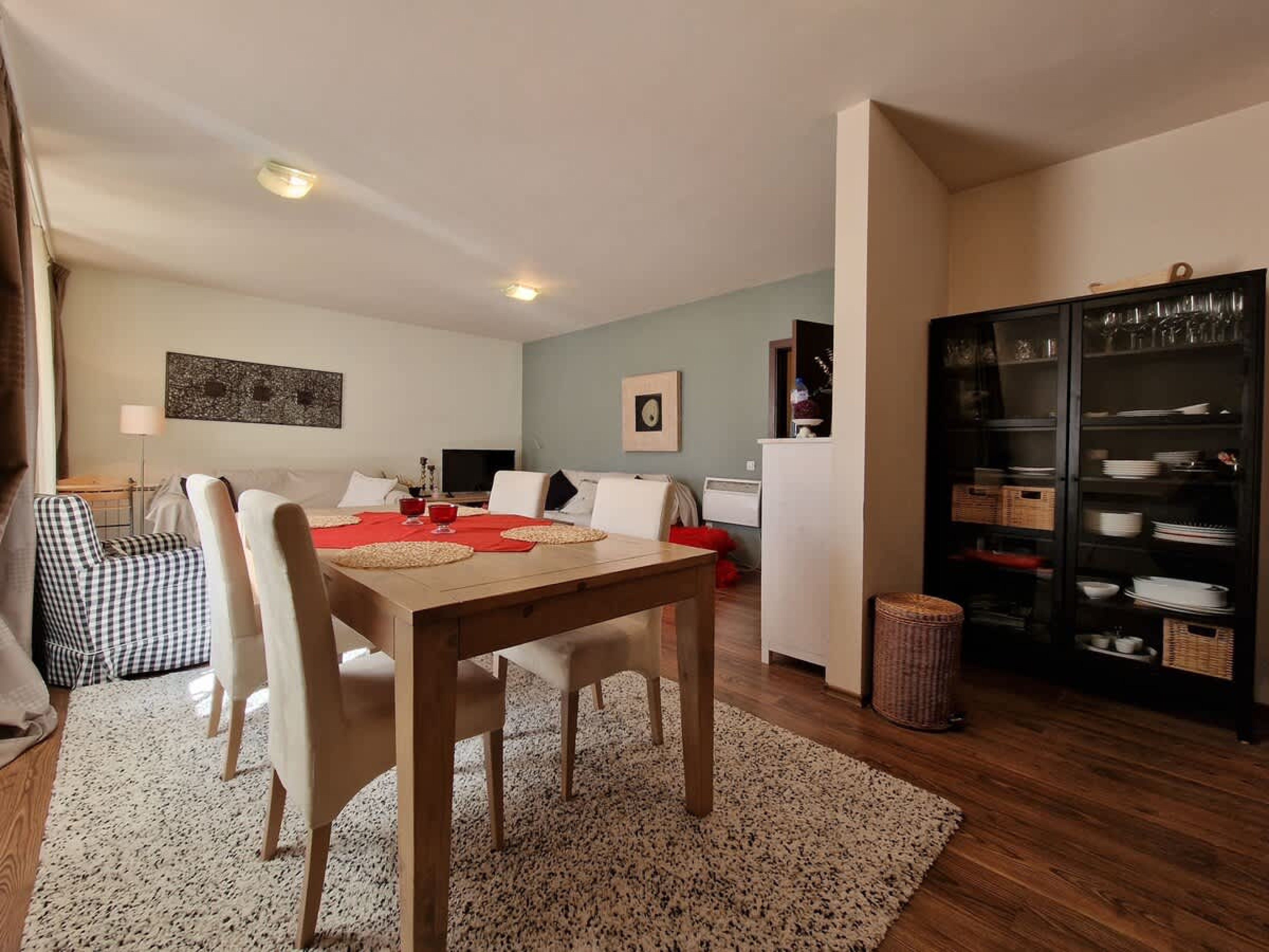 Scoutaround White Logo