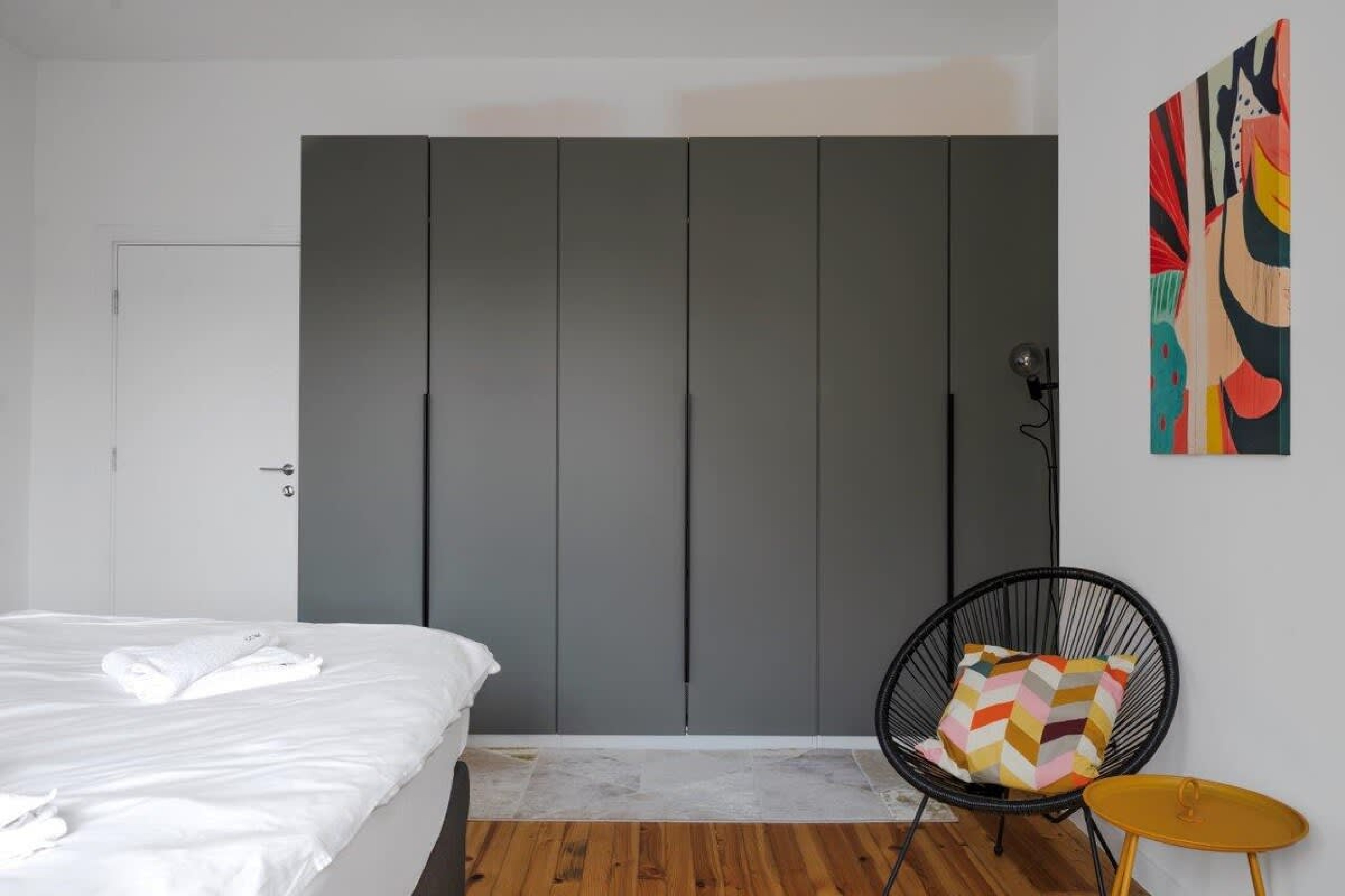 Scoutaround White Logo