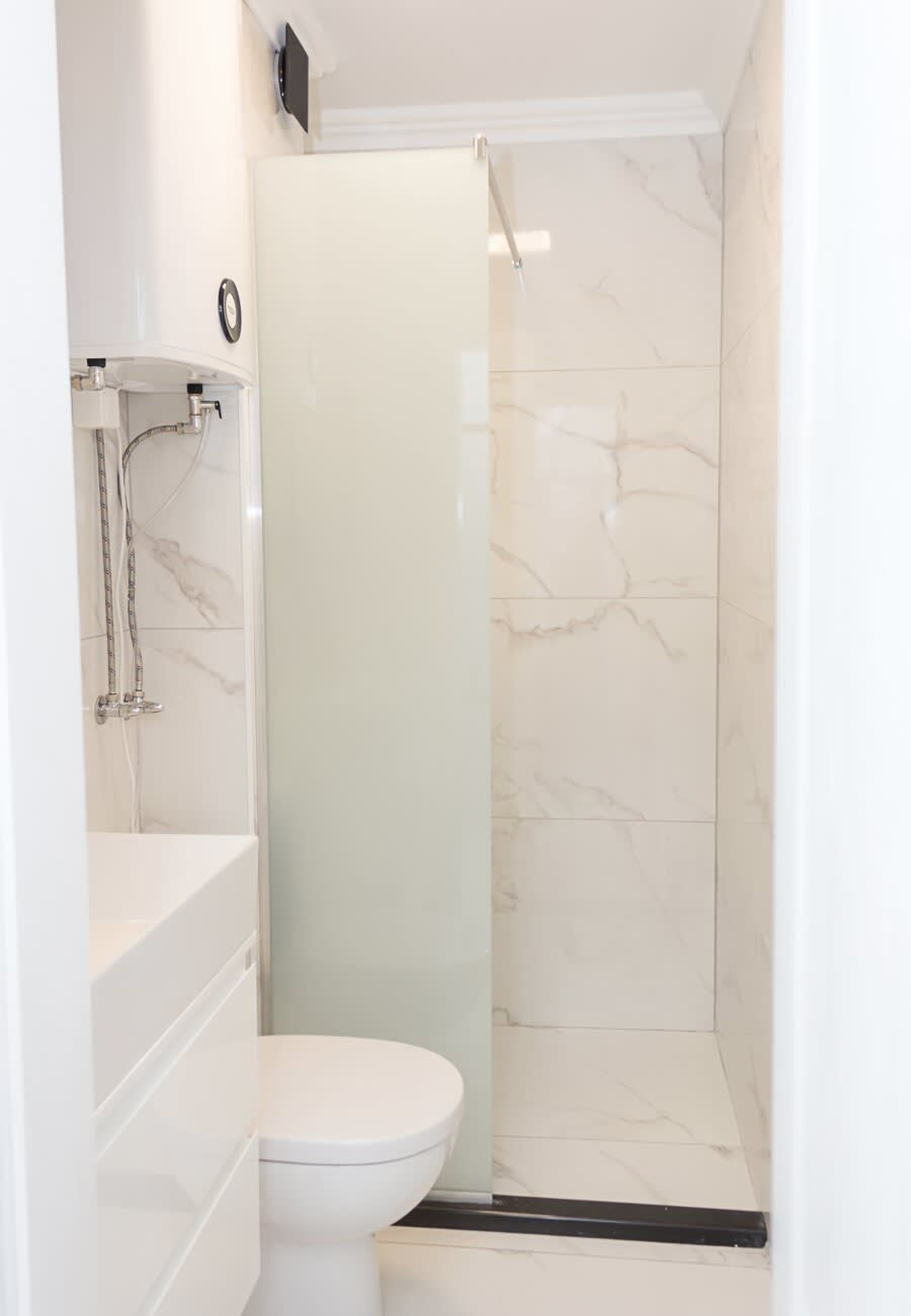 Scoutaround White Logo