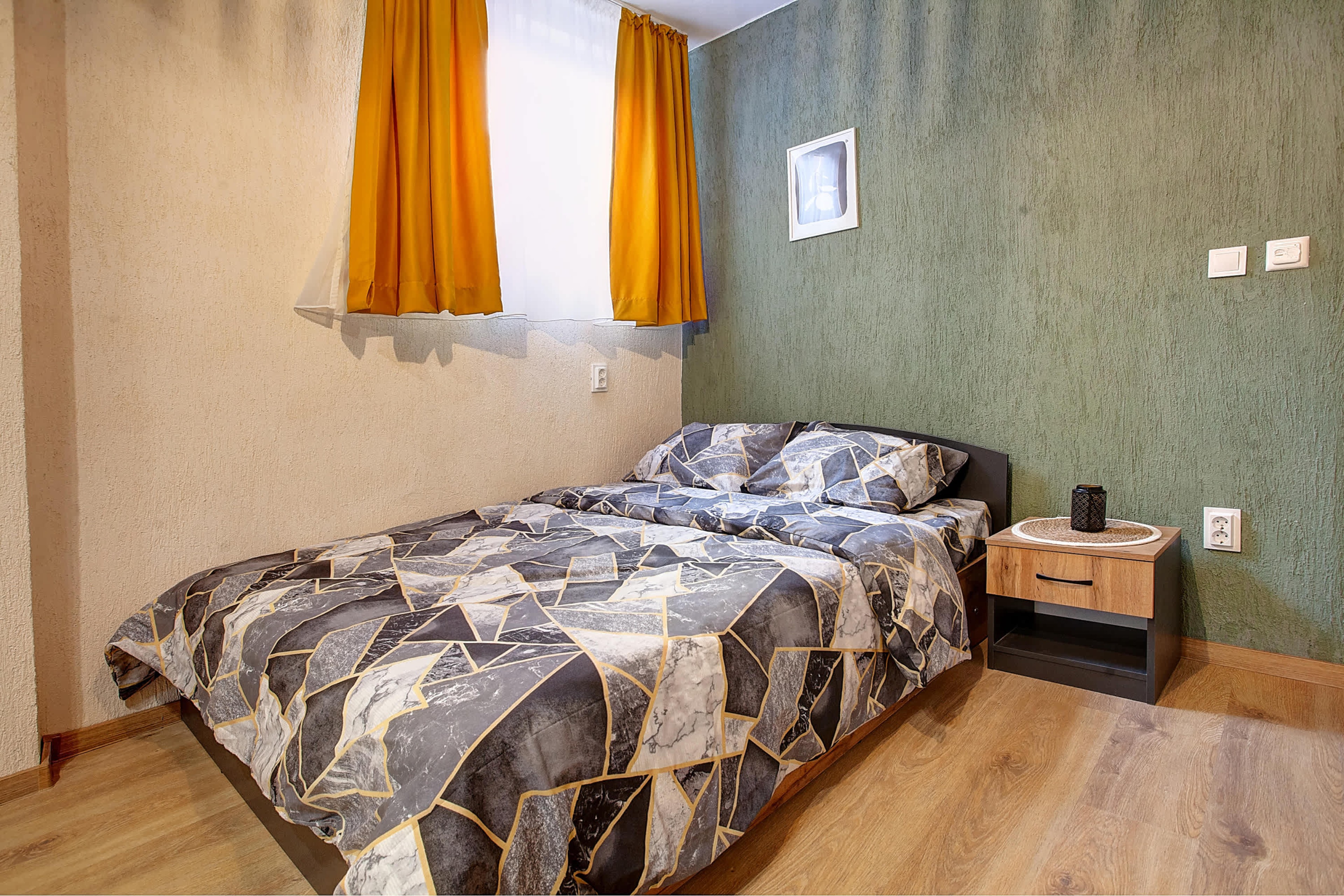 Scoutaround White Logo