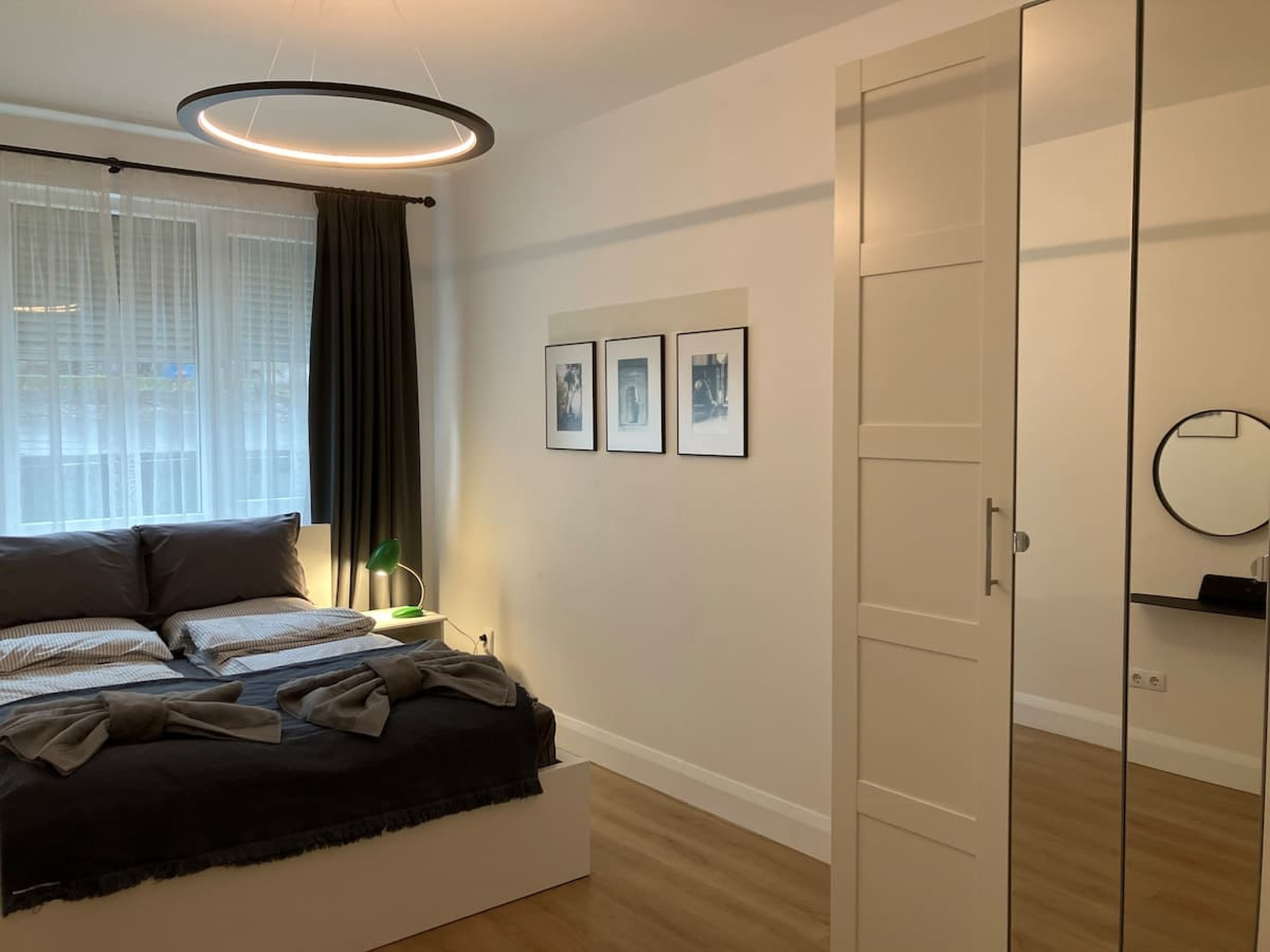 Scoutaround White Logo